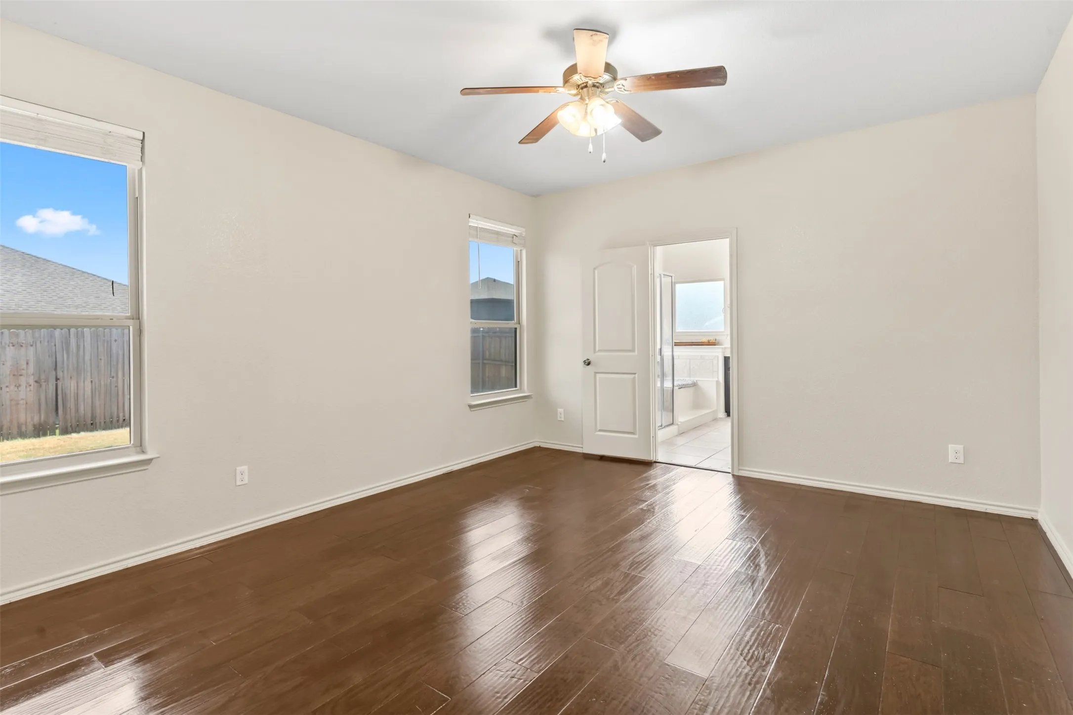 Single Family Residence For Sale in Denton County , 4809 Gunnison Drive, Denton, Texas 76208, 4 Bedroom, 2 Bathroom, 2 Garage spaces, 1,773 Sqft, built in 2014, mls#21343921, Real Estate Agent in Denton, Homes For Sale in Denton county, Homes For Sale in Denton, Realtor in Denton Texas, Real Estate Brokerage Independent Realty Texas, Luminita Cordes Realtor