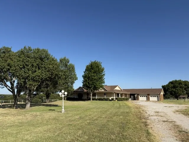 Single Family Residence For Rent in Wise County , 3629 FM 1655, Alvord, Texas 76225, 4 Bedroom, 4 Bathroom, 2 Garage spaces, 2,996 Sqft, built in 1986, mls#21341535, Real Estate Agent in Alvord, Homes For Rent in Wise county, Homes For Rent in Alvord, Realtor in Alvord Texas, Real Estate Brokerage Independent Realty Texas, Luminita Cordes Realtor