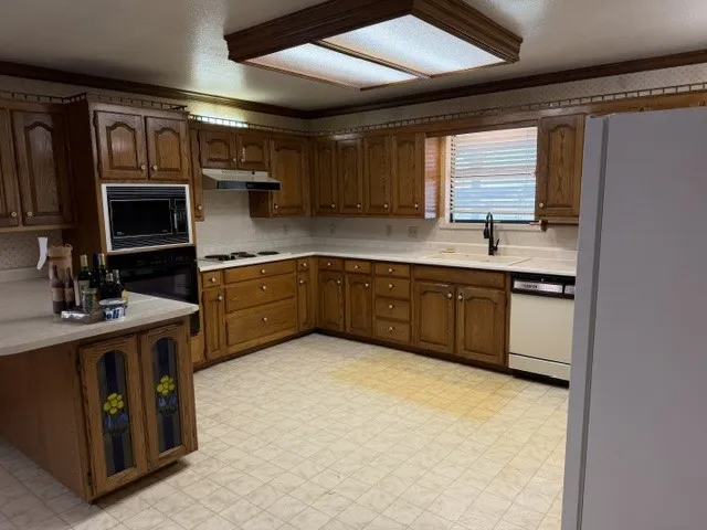 Single Family Residence For Rent in Wise County , 3629 FM 1655, Alvord, Texas 76225, 4 Bedroom, 4 Bathroom, 2 Garage spaces, 2,996 Sqft, built in 1986, mls#21341535, Real Estate Agent in Alvord, Homes For Rent in Wise county, Homes For Rent in Alvord, Realtor in Alvord Texas, Real Estate Brokerage Independent Realty Texas, Luminita Cordes Realtor