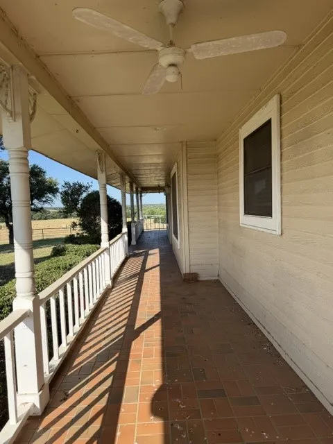 Single Family Residence For Rent in Wise County , 3629 FM 1655, Alvord, Texas 76225, 4 Bedroom, 4 Bathroom, 2 Garage spaces, 2,996 Sqft, built in 1986, mls#21341535, Real Estate Agent in Alvord, Homes For Rent in Wise county, Homes For Rent in Alvord, Realtor in Alvord Texas, Real Estate Brokerage Independent Realty Texas, Luminita Cordes Realtor