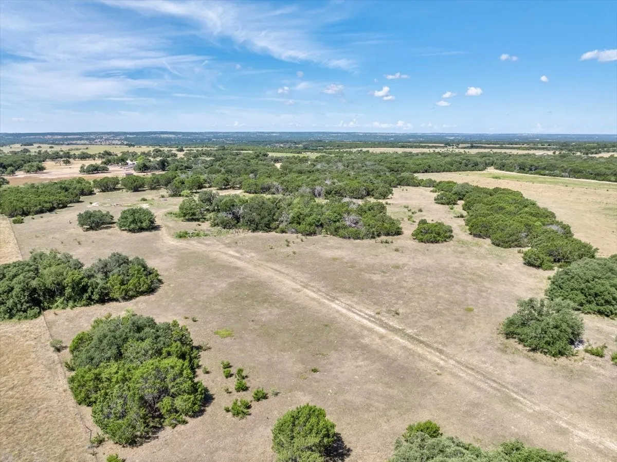 Farm For Sale in Coryell County , 310 County Road 92, Purmela, Texas 76566, 3 Bedrooms, 2 Bathrooms, Garage spaces, 1,968 Sqft, built in 1995, Price $650,000, mls#21343939, Real Estate Agent in Purmela, Homes For Sale in Coryell county, Homes For Sale in Purmela, Realtor in Purmela Texas, Real Estate Brokerage Independent Realty Texas, Luminita Cordes Realtor