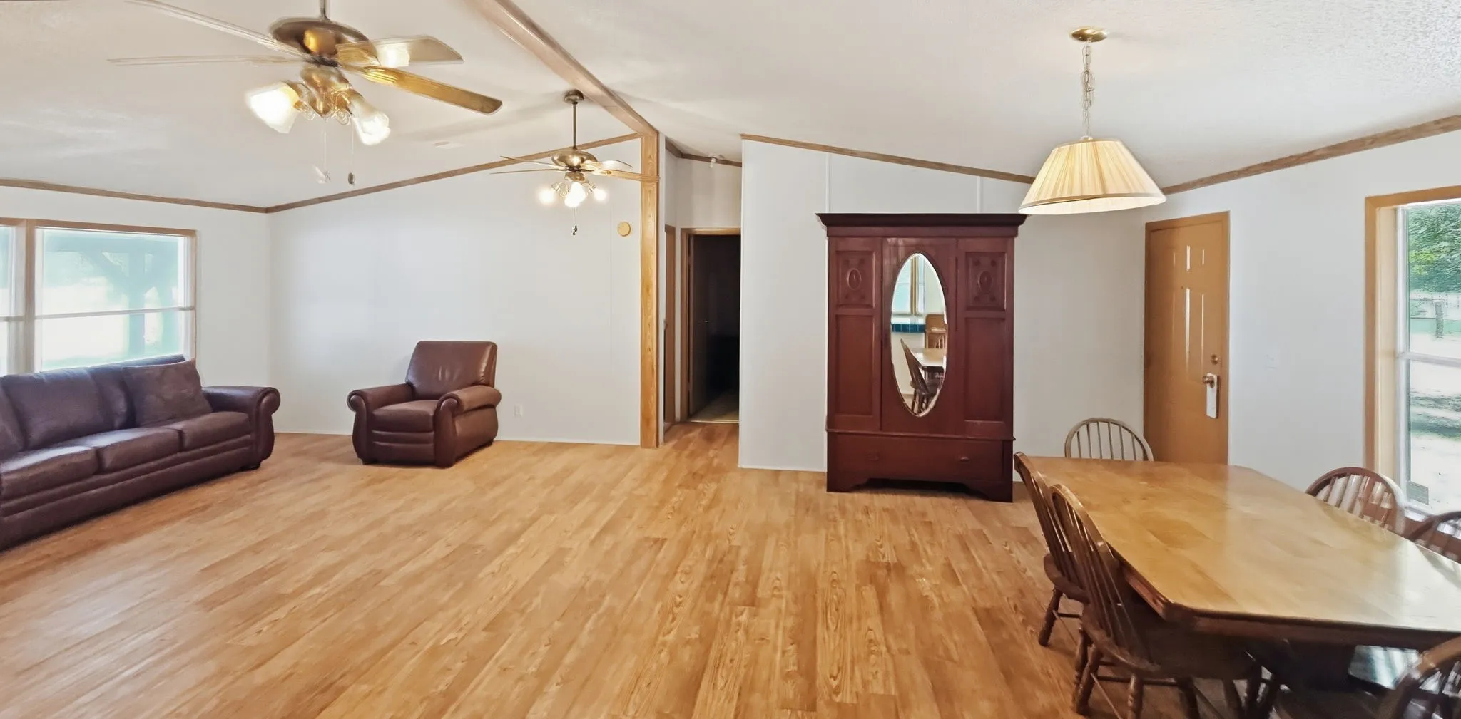 Farm For Sale in Coryell County , 310 County Road 92, Purmela, Texas 76566, 3 Bedrooms, 2 Bathrooms, Garage spaces, 1,968 Sqft, built in 1995, Price $650,000, mls#21343939, Real Estate Agent in Purmela, Homes For Sale in Coryell county, Homes For Sale in Purmela, Realtor in Purmela Texas, Real Estate Brokerage Independent Realty Texas, Luminita Cordes Realtor