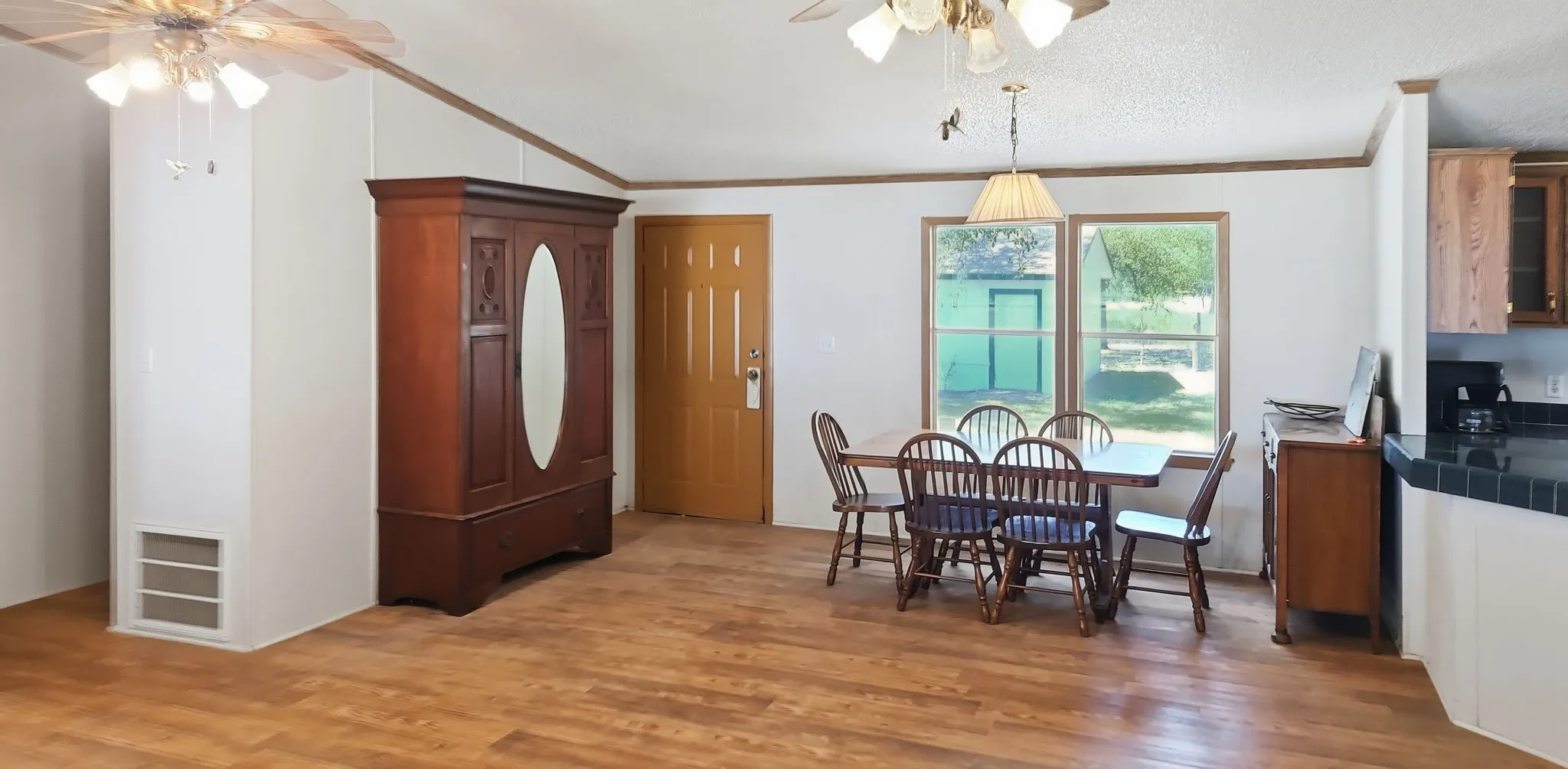 Farm For Sale in Coryell County , 310 County Road 92, Purmela, Texas 76566, 3 Bedrooms, 2 Bathrooms, Garage spaces, 1,968 Sqft, built in 1995, Price $650,000, mls#21343939, Real Estate Agent in Purmela, Homes For Sale in Coryell county, Homes For Sale in Purmela, Realtor in Purmela Texas, Real Estate Brokerage Independent Realty Texas, Luminita Cordes Realtor