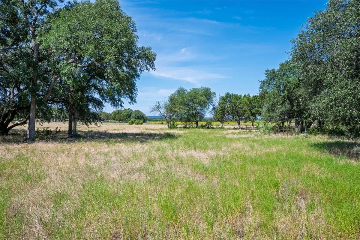 Farm For Sale in Coryell County , 310 County Road 92, Purmela, Texas 76566, 3 Bedrooms, 2 Bathrooms, Garage spaces, 1,968 Sqft, built in 1995, Price $650,000, mls#21343939, Real Estate Agent in Purmela, Homes For Sale in Coryell county, Homes For Sale in Purmela, Realtor in Purmela Texas, Real Estate Brokerage Independent Realty Texas, Luminita Cordes Realtor