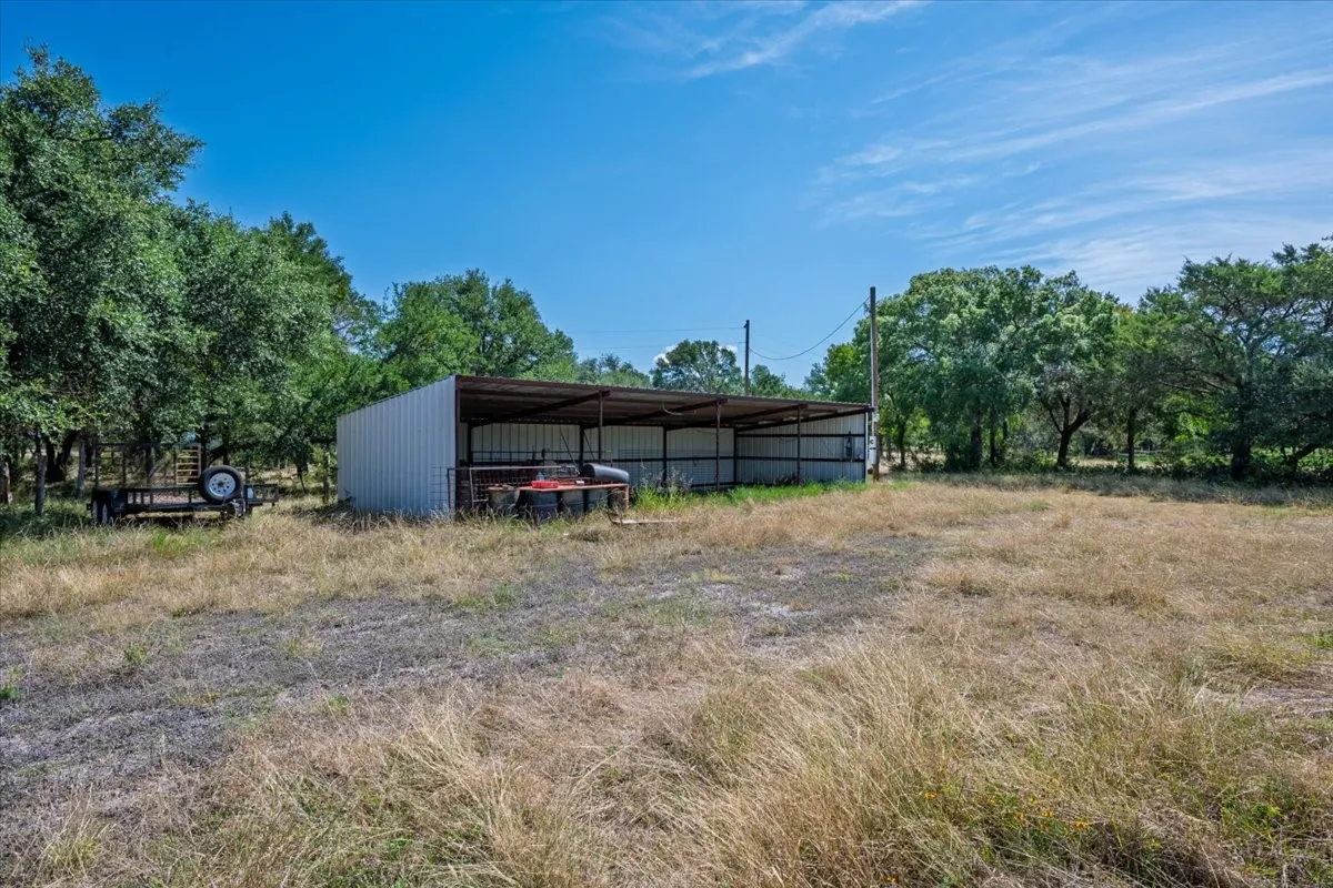 Farm For Sale in Coryell County , 310 County Road 92, Purmela, Texas 76566, 3 Bedrooms, 2 Bathrooms, Garage spaces, 1,968 Sqft, built in 1995, Price $650,000, mls#21343939, Real Estate Agent in Purmela, Homes For Sale in Coryell county, Homes For Sale in Purmela, Realtor in Purmela Texas, Real Estate Brokerage Independent Realty Texas, Luminita Cordes Realtor