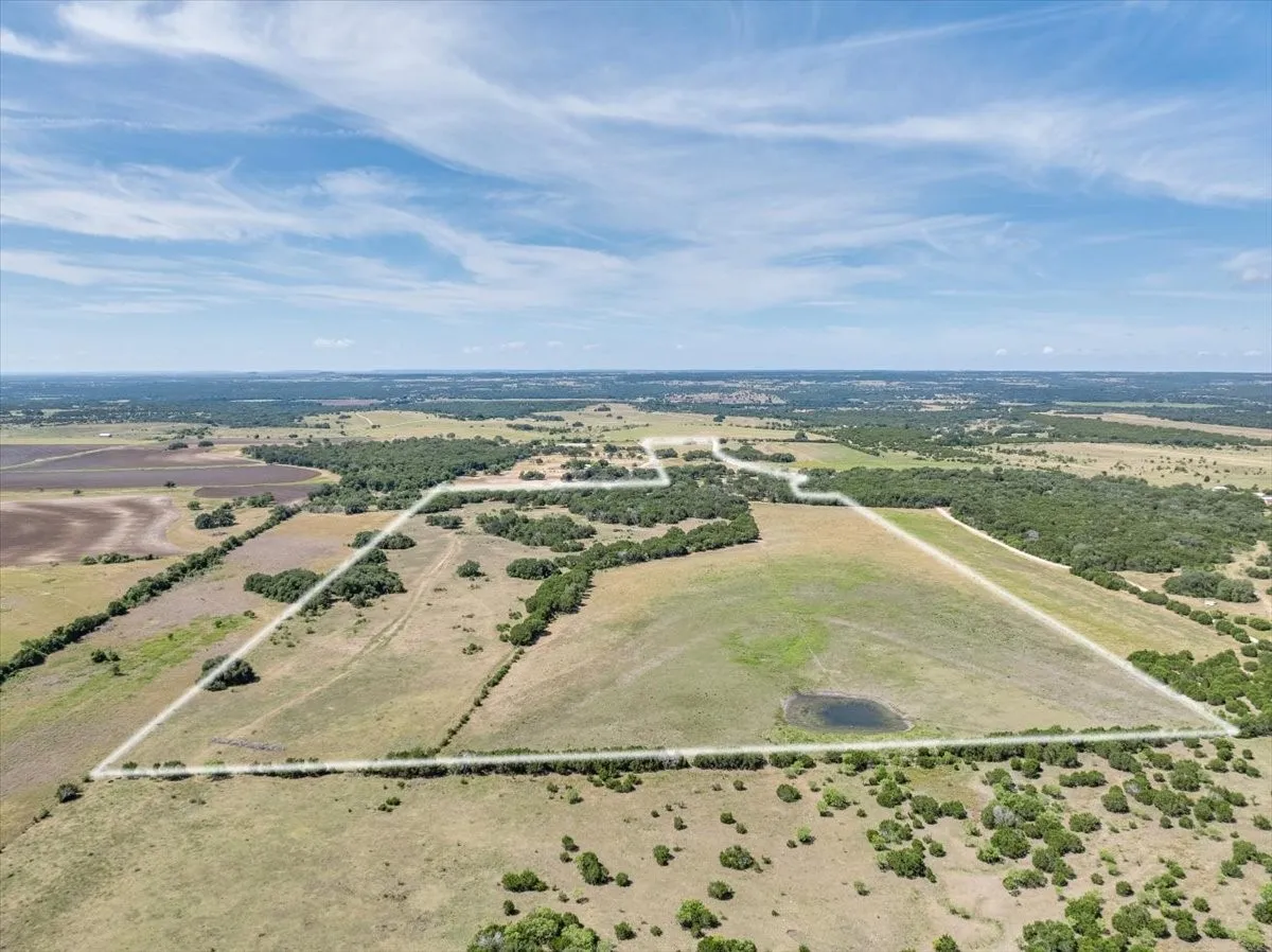 Farm For Sale in Coryell County , 310 County Road 92, Purmela, Texas 76566, 3 Bedrooms, 2 Bathrooms, Garage spaces, 1,968 Sqft, built in 1995, Price $650,000, mls#21343939, Real Estate Agent in Purmela, Homes For Sale in Coryell county, Homes For Sale in Purmela, Realtor in Purmela Texas, Real Estate Brokerage Independent Realty Texas, Luminita Cordes Realtor