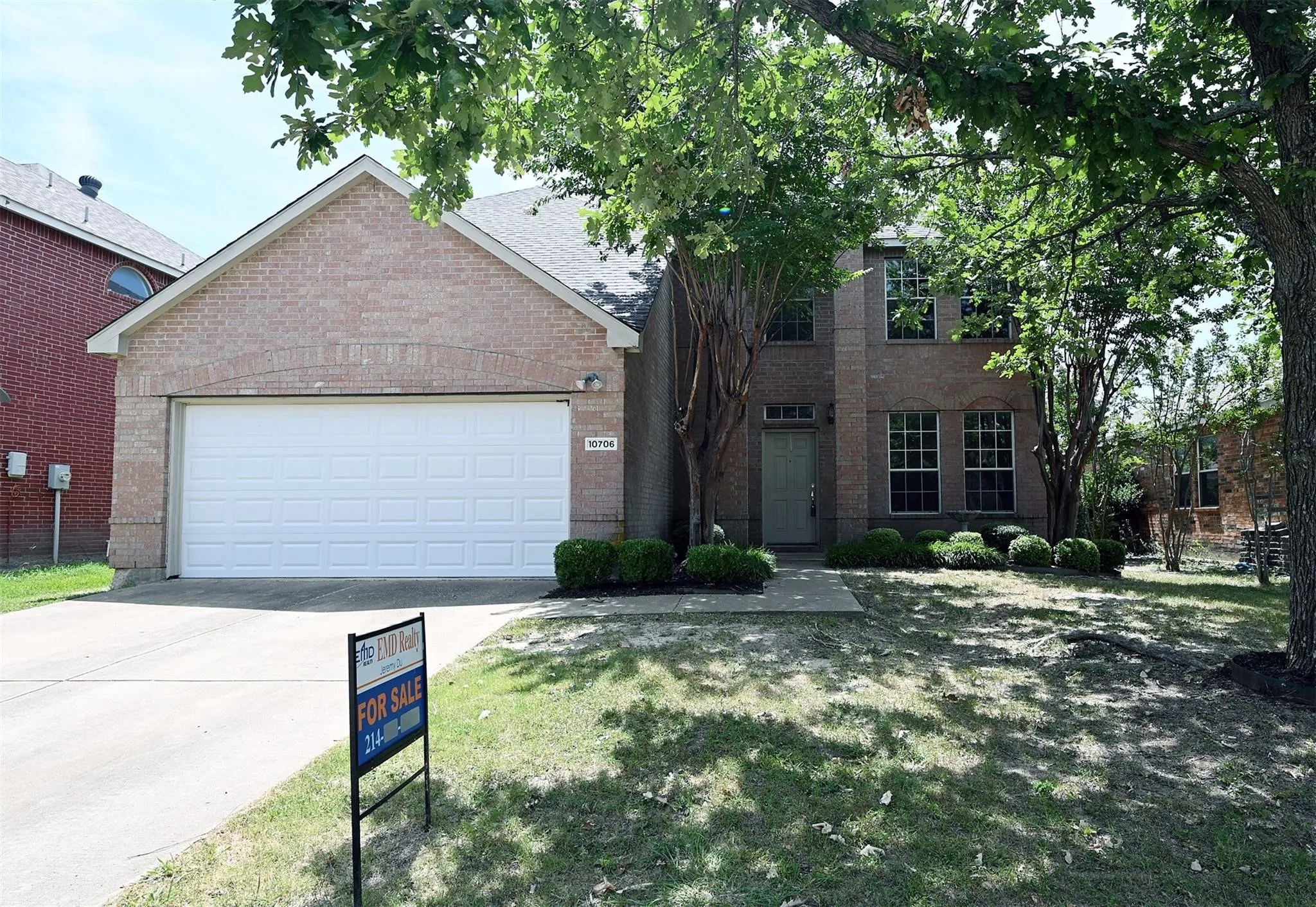 Single Family Residence For Rent in Dallas County , 10706 Gleneagles Lane, Rowlett, Texas 75089, 6 Bedroom, 3 Bathroom, 2 Garage spaces, 2,856 Sqft, built in 2001, mls#21343942, Real Estate Agent in Rowlett, Homes For Rent in Dallas county, Homes For Rent in Rowlett, Realtor in Rowlett Texas, Real Estate Brokerage Independent Realty Texas, Luminita Cordes Realtor