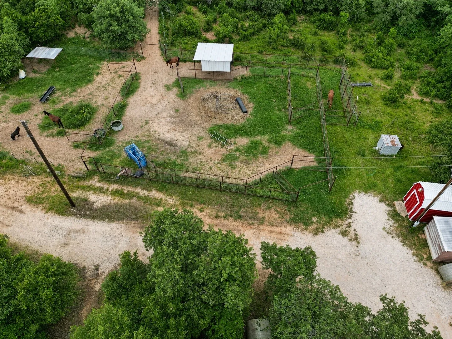 Farm For Sale in Callahan County , 636 PRIVATE ROAD 4691, Baird, Texas 79504, 3 Bedroom, 2 Bathroom, Garage spaces, 2,500 Sqft, built in 2018, mls#21343943, Real Estate Agent in Baird, Homes For Sale in Callahan county, Homes For Sale in Baird, Realtor in Baird Texas, Real Estate Brokerage Independent Realty Texas, Luminita Cordes Realtor