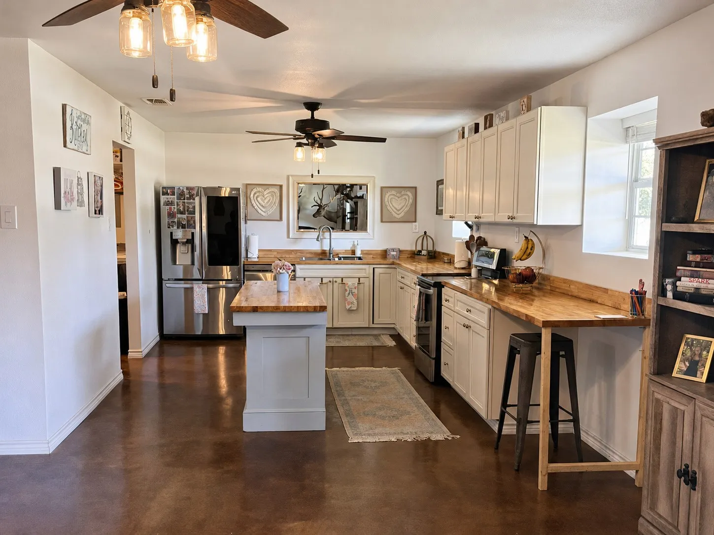 Farm For Sale in Callahan County , 636 PRIVATE ROAD 4691, Baird, Texas 79504, 3 Bedroom, 2 Bathroom, Garage spaces, 2,500 Sqft, built in 2018, mls#21343943, Real Estate Agent in Baird, Homes For Sale in Callahan county, Homes For Sale in Baird, Realtor in Baird Texas, Real Estate Brokerage Independent Realty Texas, Luminita Cordes Realtor