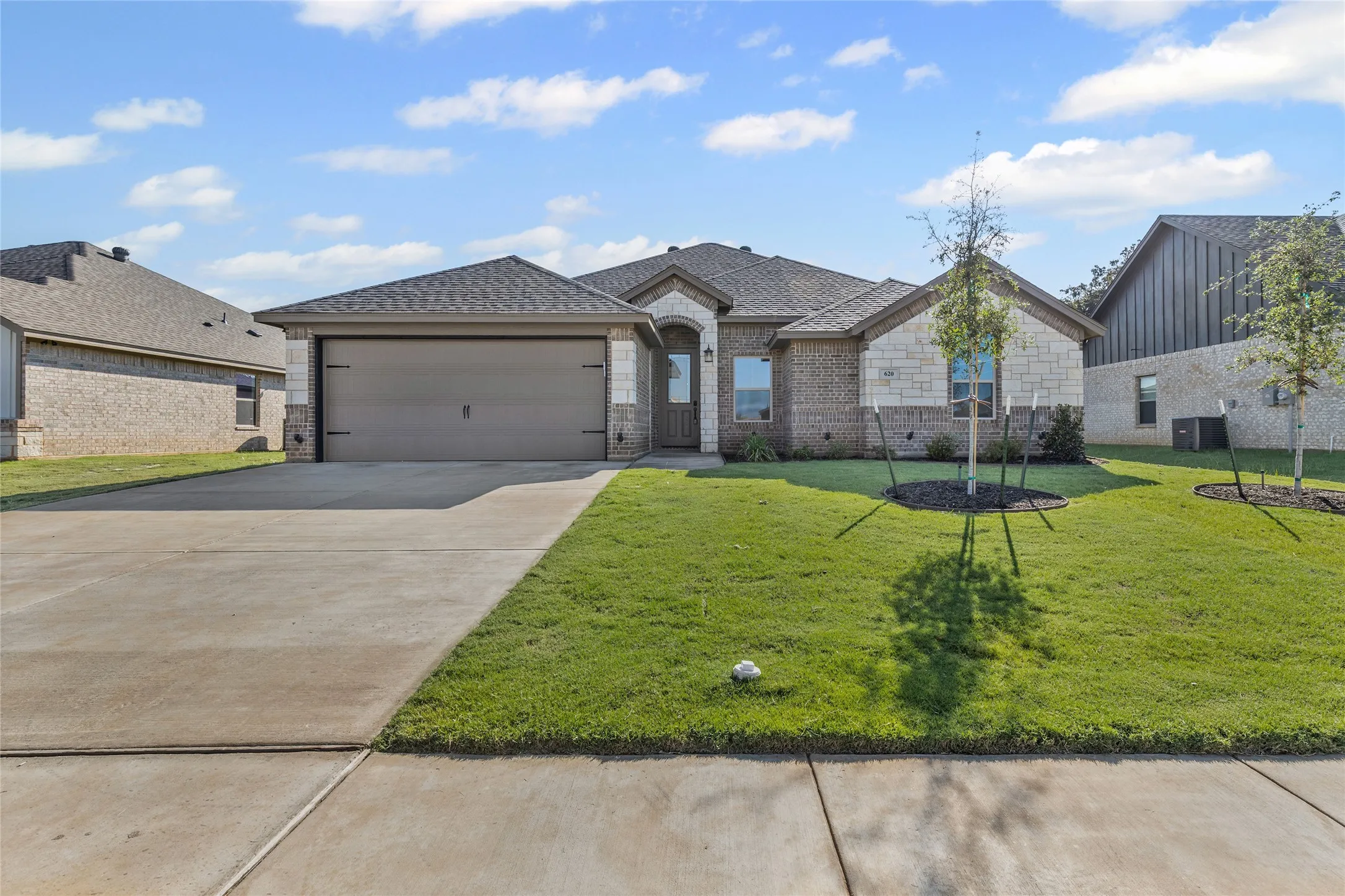 Single Family Residence For Sale in Parker County , 620 Jameson Street, Springtown, Texas 76082, 4 Bedrooms, 2 Bathrooms, 2 Garage spaces, 1,871 Sqft, built in 2025, Price $329,888, mls#21343321, Real Estate Agent in Springtown, Homes For Sale in Parker county, Homes For Sale in Springtown, Realtor in Springtown Texas, Real Estate Brokerage Independent Realty Texas, Luminita Cordes Realtor