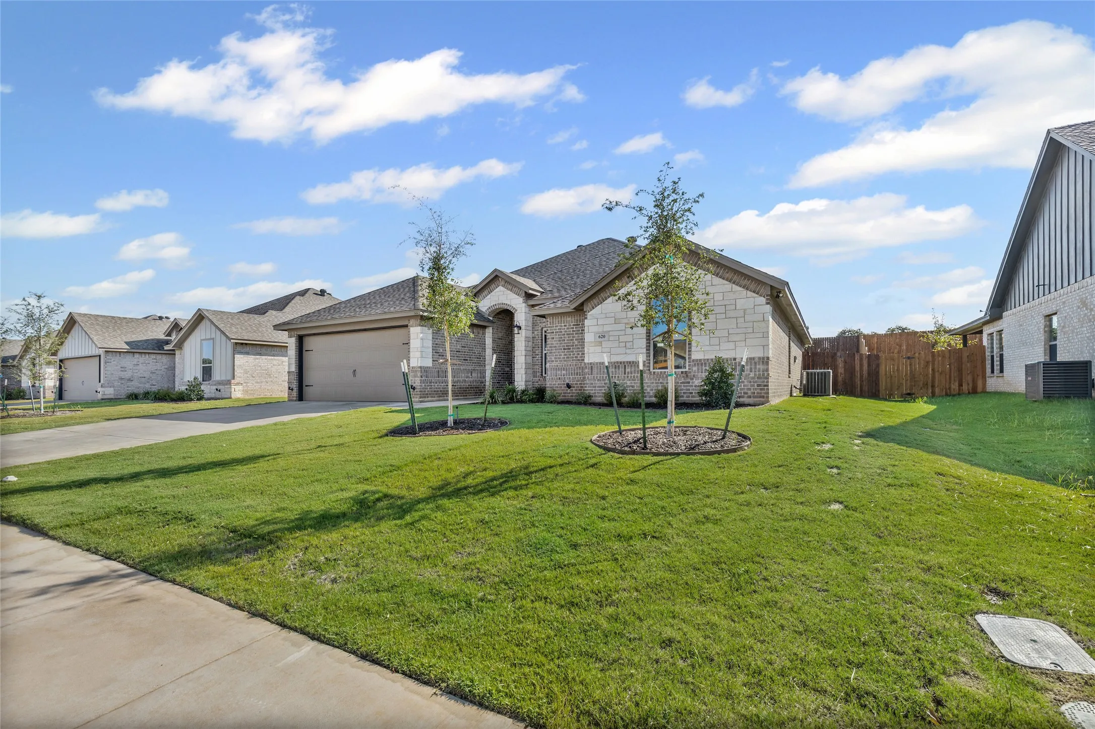 Single Family Residence For Sale in Parker County , 620 Jameson Street, Springtown, Texas 76082, 4 Bedrooms, 2 Bathrooms, 2 Garage spaces, 1,871 Sqft, built in 2025, Price $329,888, mls#21343321, Real Estate Agent in Springtown, Homes For Sale in Parker county, Homes For Sale in Springtown, Realtor in Springtown Texas, Real Estate Brokerage Independent Realty Texas, Luminita Cordes Realtor
