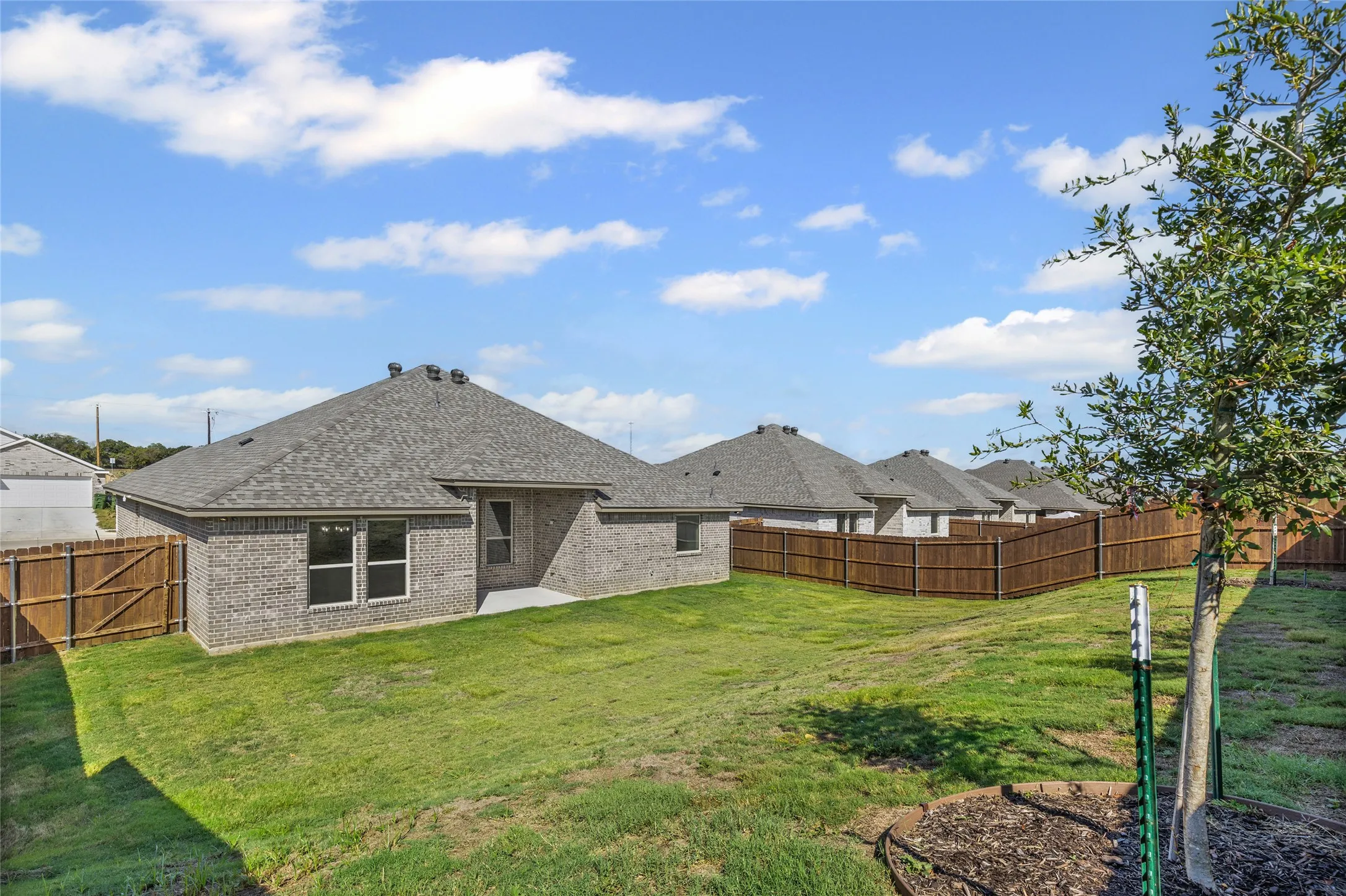 Single Family Residence For Sale in Parker County , 620 Jameson Street, Springtown, Texas 76082, 4 Bedrooms, 2 Bathrooms, 2 Garage spaces, 1,871 Sqft, built in 2025, Price $329,888, mls#21343321, Real Estate Agent in Springtown, Homes For Sale in Parker county, Homes For Sale in Springtown, Realtor in Springtown Texas, Real Estate Brokerage Independent Realty Texas, Luminita Cordes Realtor