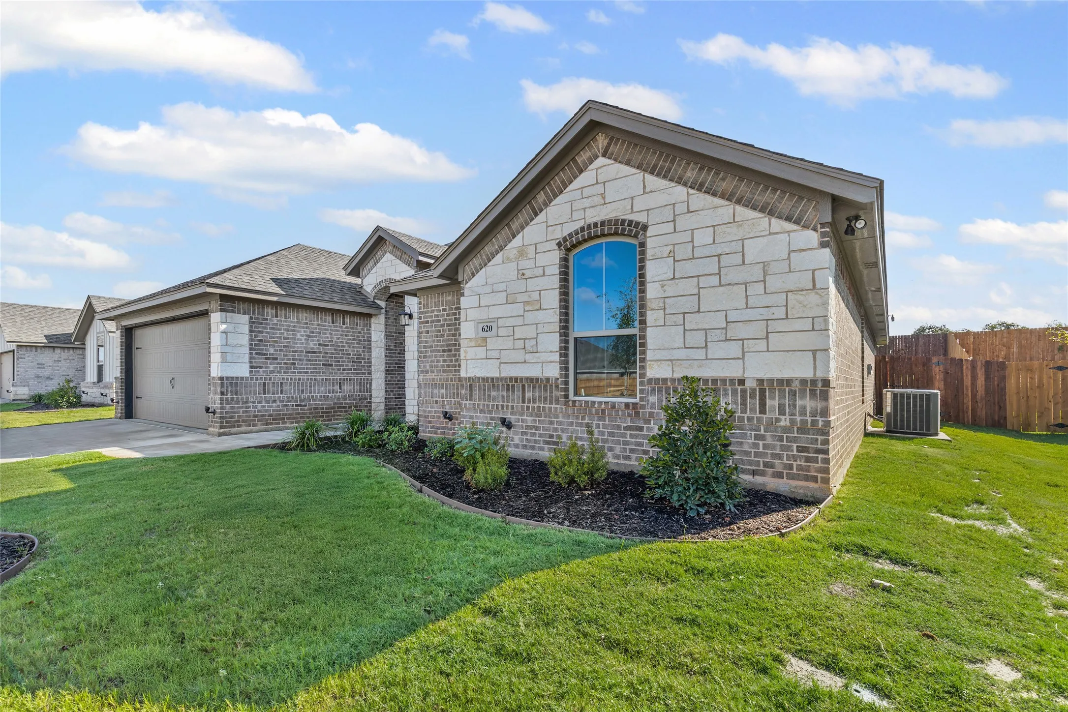 Single Family Residence For Sale in Parker County , 620 Jameson Street, Springtown, Texas 76082, 4 Bedrooms, 2 Bathrooms, 2 Garage spaces, 1,871 Sqft, built in 2025, Price $329,888, mls#21343321, Real Estate Agent in Springtown, Homes For Sale in Parker county, Homes For Sale in Springtown, Realtor in Springtown Texas, Real Estate Brokerage Independent Realty Texas, Luminita Cordes Realtor