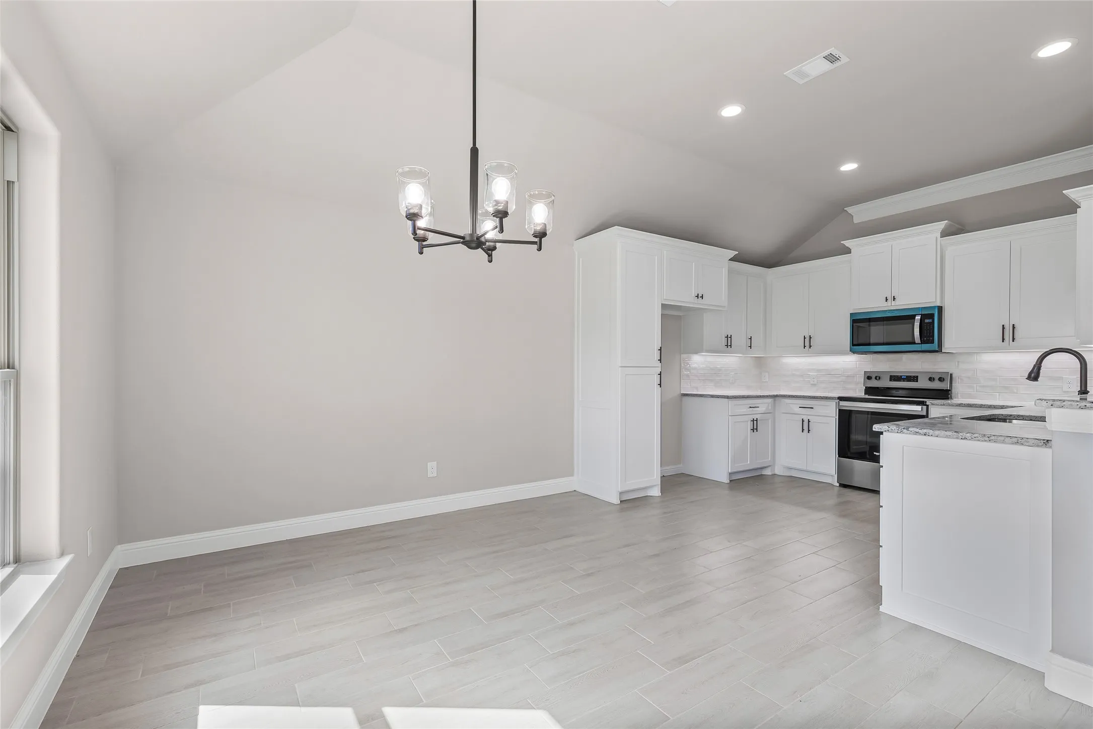 Single Family Residence For Sale in Parker County , 620 Jameson Street, Springtown, Texas 76082, 4 Bedrooms, 2 Bathrooms, 2 Garage spaces, 1,871 Sqft, built in 2025, Price $329,888, mls#21343321, Real Estate Agent in Springtown, Homes For Sale in Parker county, Homes For Sale in Springtown, Realtor in Springtown Texas, Real Estate Brokerage Independent Realty Texas, Luminita Cordes Realtor