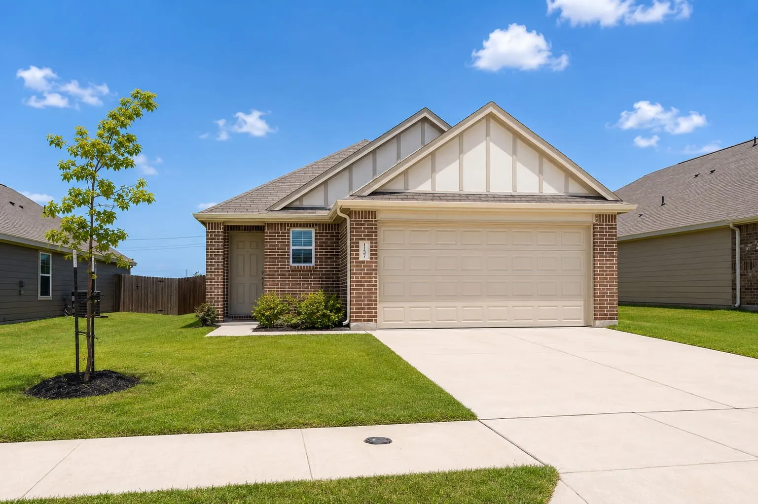 Single Family Residence For Sale in Tarrant County , 1137 Takeoff Avenue, Fort Worth, Texas 76131, 3 Bedroom, 2 Bathroom, 2 Garage spaces, 1,420 Sqft, built in 2023, mls#21343703, Real Estate Agent in Fort Worth, Homes For Sale in Tarrant county, Homes For Sale in Fort Worth, Realtor in Fort Worth Texas, Real Estate Brokerage Independent Realty Texas, Luminita Cordes Realtor