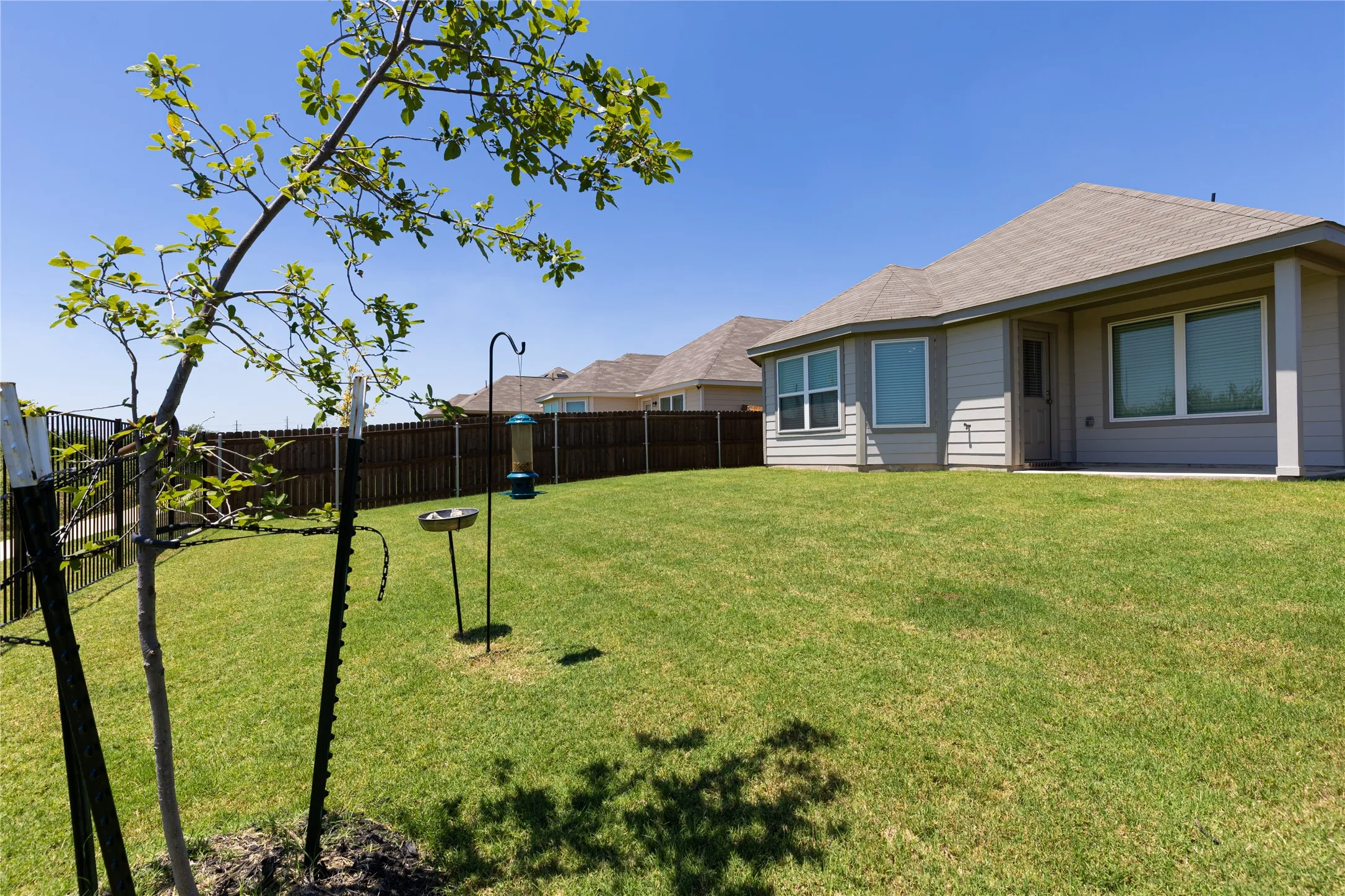 Single Family Residence For Sale in Tarrant County , 1137 Takeoff Avenue, Fort Worth, Texas 76131, 3 Bedroom, 2 Bathroom, 2 Garage spaces, 1,420 Sqft, built in 2023, mls#21343703, Real Estate Agent in Fort Worth, Homes For Sale in Tarrant county, Homes For Sale in Fort Worth, Realtor in Fort Worth Texas, Real Estate Brokerage Independent Realty Texas, Luminita Cordes Realtor