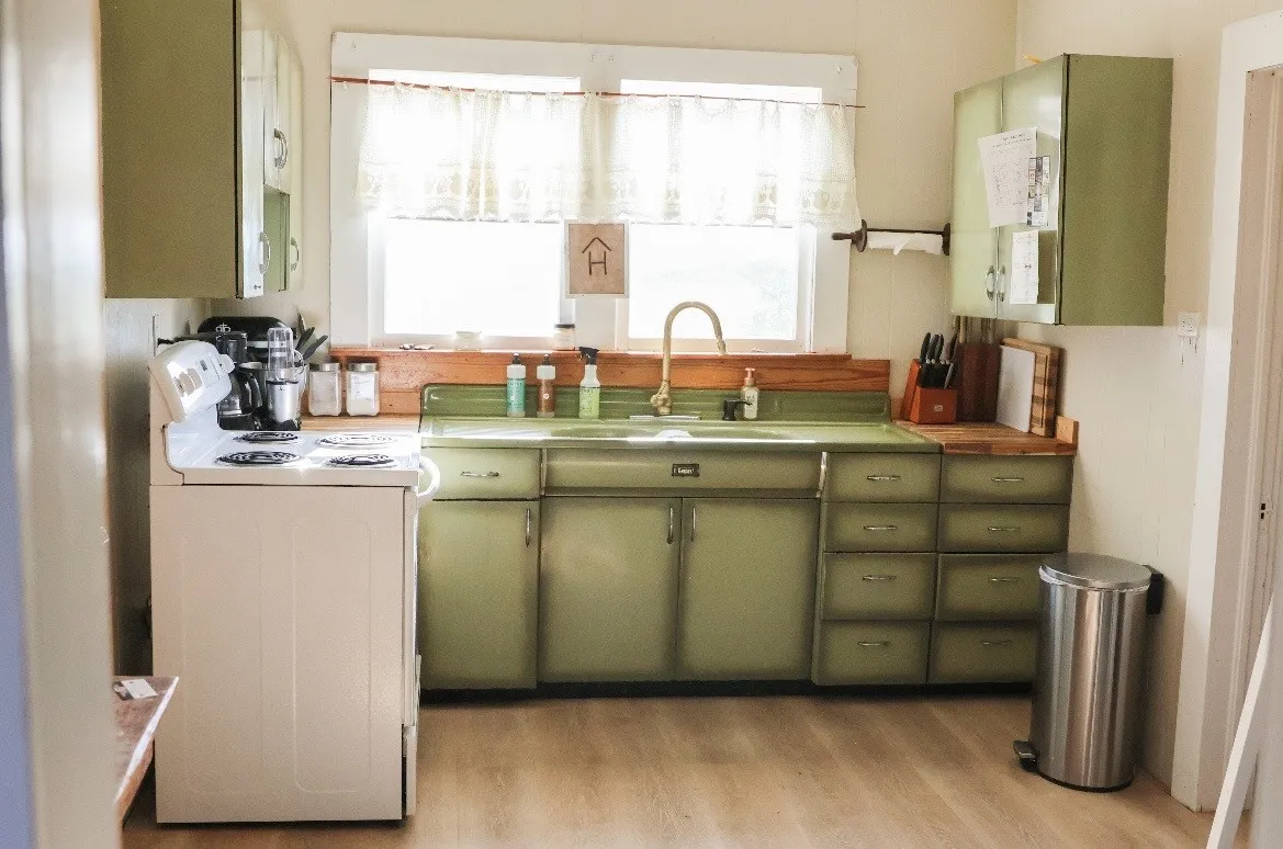 Single Family Residence For Sale in Young County , 2241 Schlegel Road, Olney, Texas 76374, 3 Bedroom, 2 Bathroom, 1 Garage spaces, 1,424 Sqft, built in 1950, mls#21343946, Real Estate Agent in Olney, Homes For Sale in Young county, Homes For Sale in Olney, Realtor in Olney Texas, Real Estate Brokerage Independent Realty Texas, Luminita Cordes Realtor