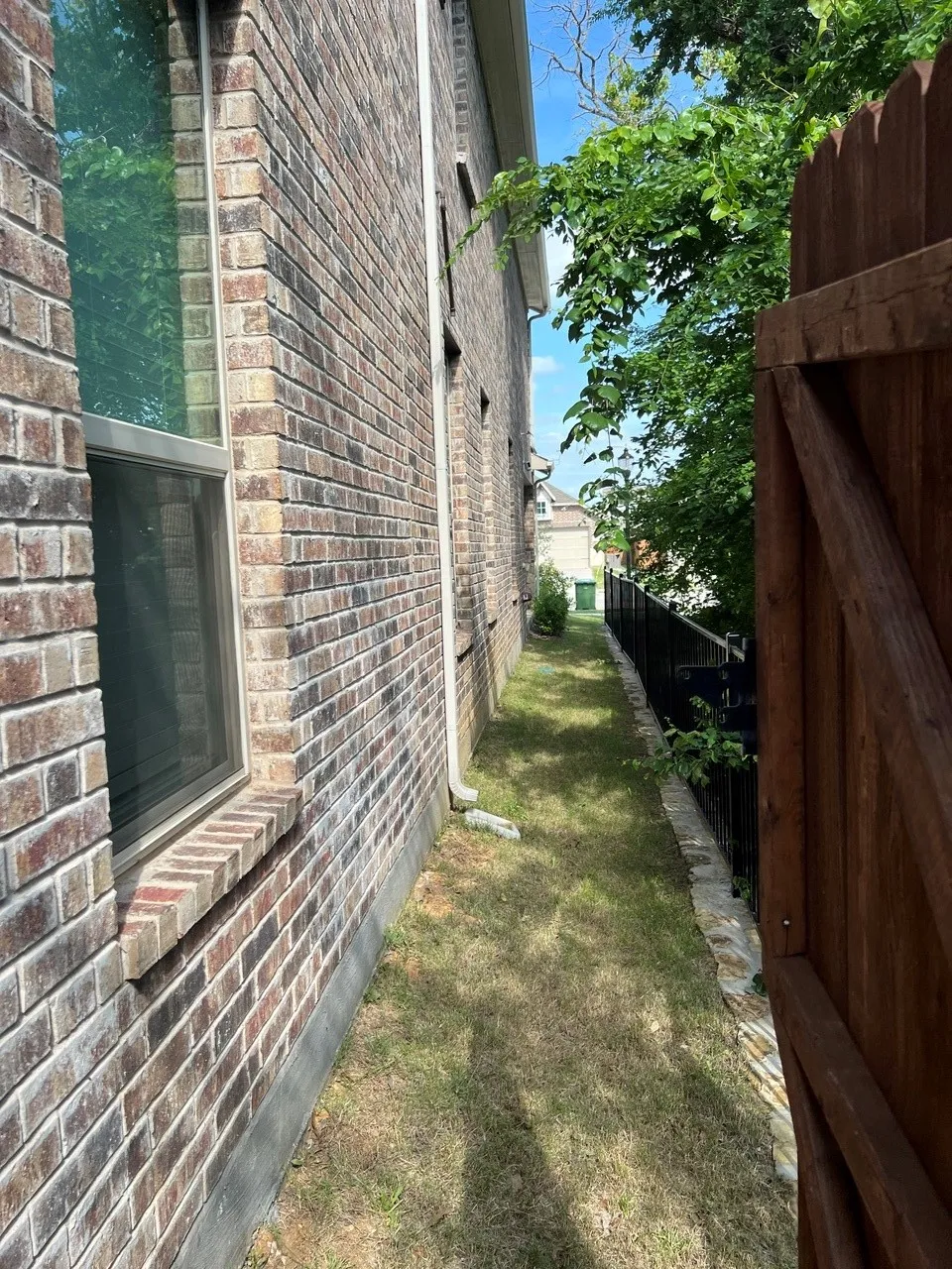 Single Family Residence For Rent in Denton County , 932 Crockett Street, Aubrey, Texas 76227, 5 Bedroom, 3 Bathroom, 2 Garage spaces, 2,600 Sqft, built in 2022, mls#21343879, Real Estate Agent in Aubrey, Homes For Rent in Denton county, Homes For Rent in Aubrey, Realtor in Aubrey Texas, Real Estate Brokerage Independent Realty Texas, Luminita Cordes Realtor