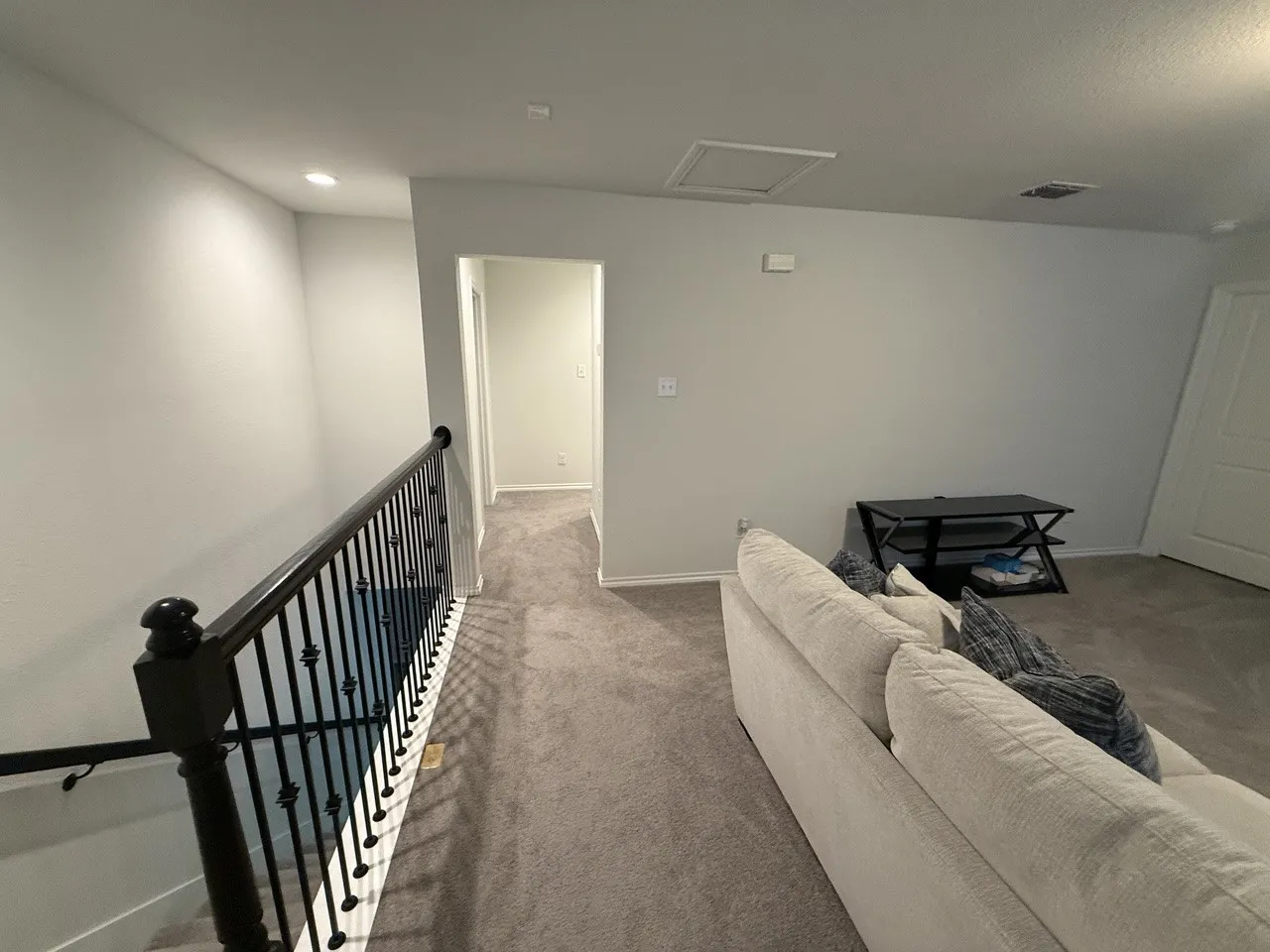 Single Family Residence For Rent in Denton County , 932 Crockett Street, Aubrey, Texas 76227, 5 Bedroom, 3 Bathroom, 2 Garage spaces, 2,600 Sqft, built in 2022, mls#21343879, Real Estate Agent in Aubrey, Homes For Rent in Denton county, Homes For Rent in Aubrey, Realtor in Aubrey Texas, Real Estate Brokerage Independent Realty Texas, Luminita Cordes Realtor