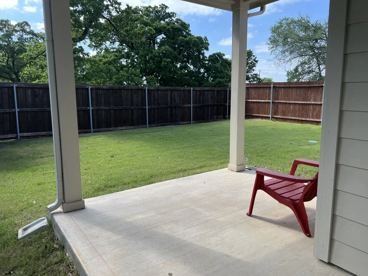 Single Family Residence For Rent in Denton County , 932 Crockett Street, Aubrey, Texas 76227, 5 Bedroom, 3 Bathroom, 2 Garage spaces, 2,600 Sqft, built in 2022, mls#21343879, Real Estate Agent in Aubrey, Homes For Rent in Denton county, Homes For Rent in Aubrey, Realtor in Aubrey Texas, Real Estate Brokerage Independent Realty Texas, Luminita Cordes Realtor