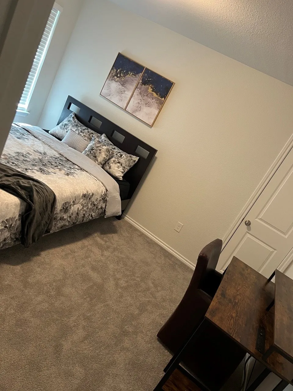 Single Family Residence For Rent in Denton County , 932 Crockett Street, Aubrey, Texas 76227, 5 Bedroom, 3 Bathroom, 2 Garage spaces, 2,600 Sqft, built in 2022, mls#21343879, Real Estate Agent in Aubrey, Homes For Rent in Denton county, Homes For Rent in Aubrey, Realtor in Aubrey Texas, Real Estate Brokerage Independent Realty Texas, Luminita Cordes Realtor