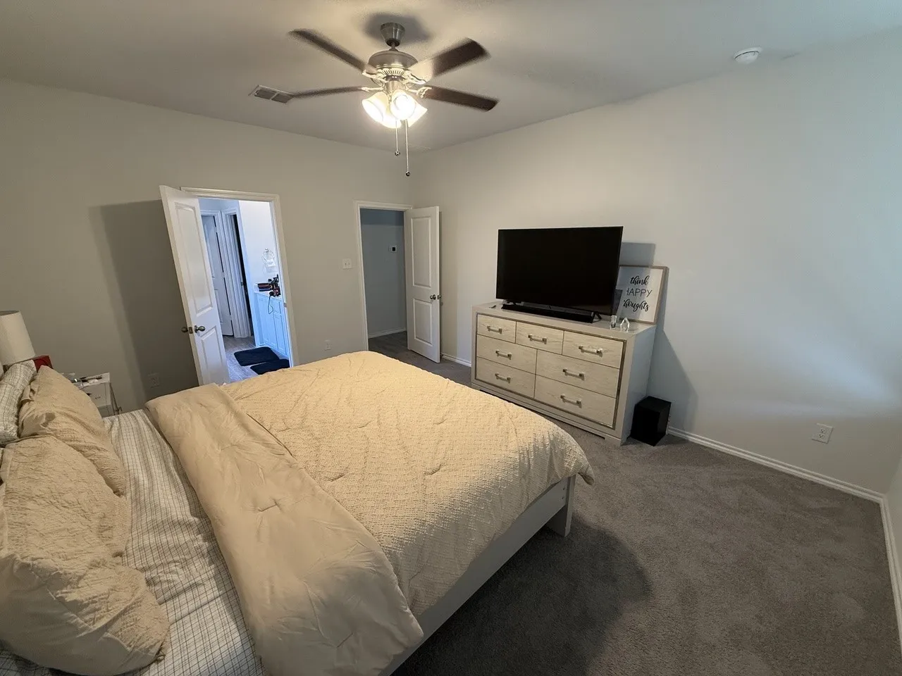 Single Family Residence For Rent in Denton County , 932 Crockett Street, Aubrey, Texas 76227, 5 Bedroom, 3 Bathroom, 2 Garage spaces, 2,600 Sqft, built in 2022, mls#21343879, Real Estate Agent in Aubrey, Homes For Rent in Denton county, Homes For Rent in Aubrey, Realtor in Aubrey Texas, Real Estate Brokerage Independent Realty Texas, Luminita Cordes Realtor