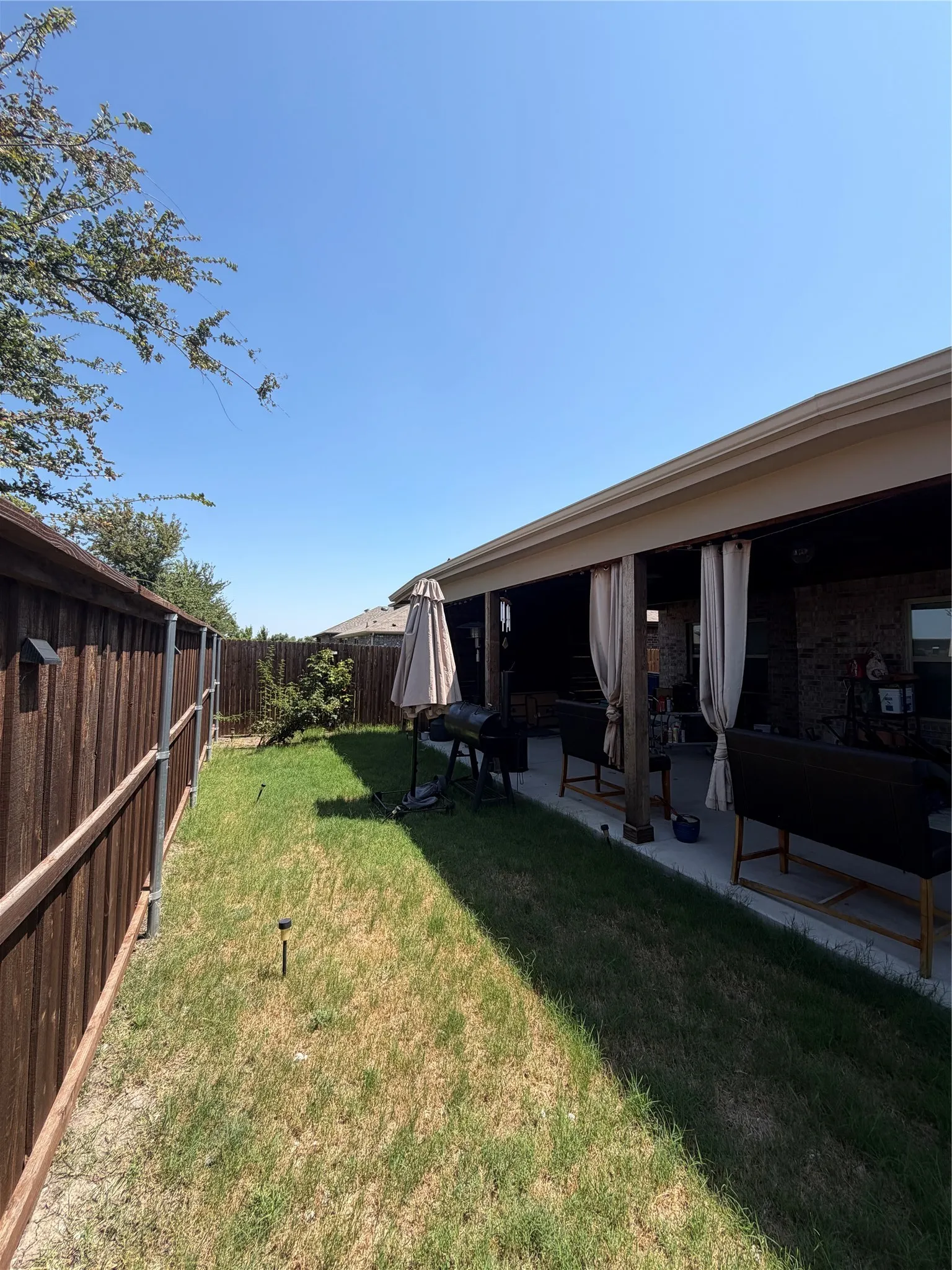Single Family Residence For Sale in Kaufman County , 2005 Ocelot Street, Crandall, Texas 75114, 4 Bedroom, 3 Bathroom, 2 Garage spaces, 1,864 Sqft, built in 2021, mls#21337436, Real Estate Agent in Crandall, Homes For Sale in Kaufman county, Homes For Sale in Crandall, Realtor in Crandall Texas, Real Estate Brokerage Independent Realty Texas, Luminita Cordes Realtor