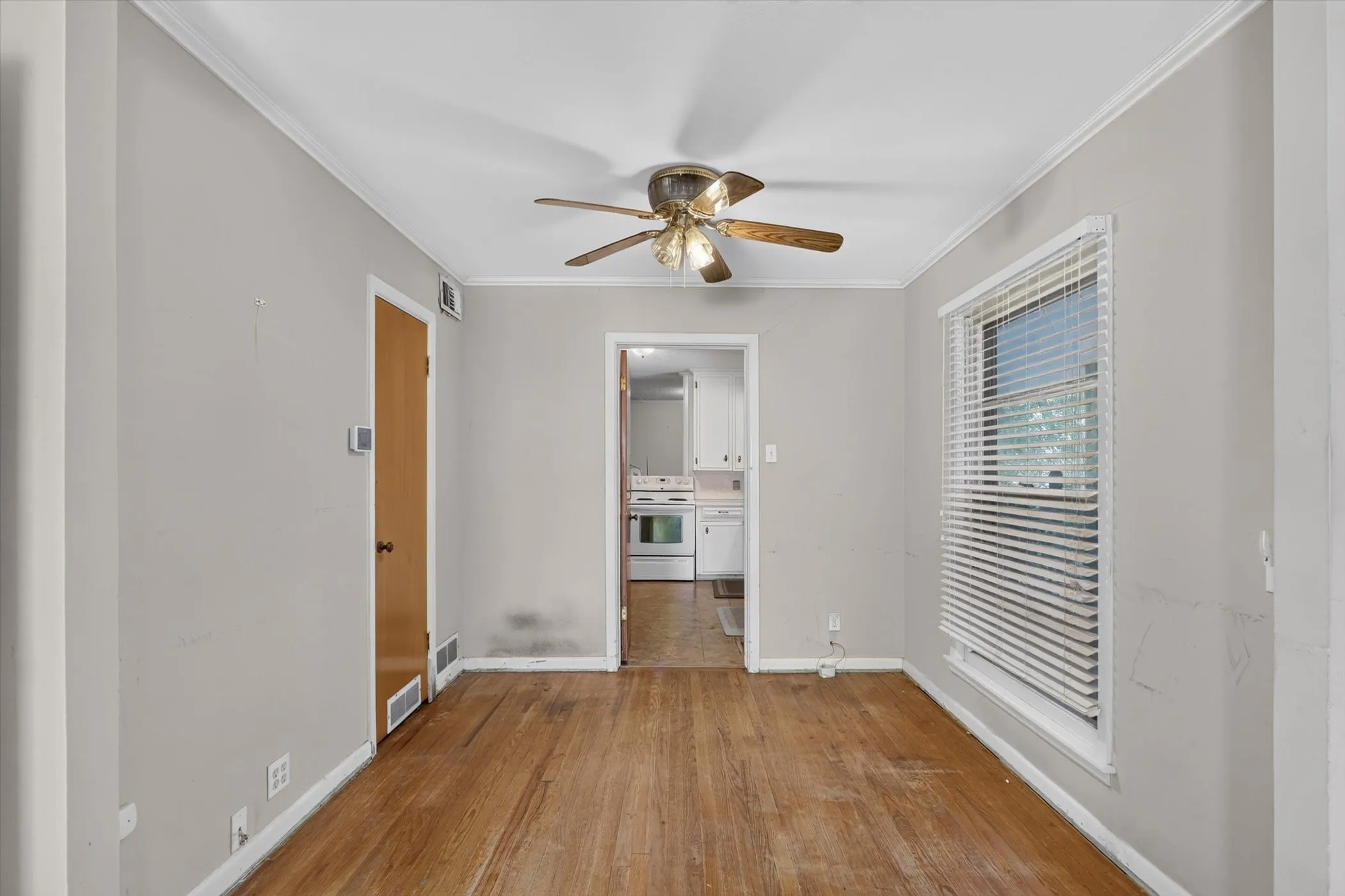 Single Family Residence For Sale in Dallas County , 2356 Ballycastle Drive, Dallas, Texas 75228, 3 Bedroom, 2 Bathroom, Garage spaces, 1,780 Sqft, built in 1952, mls#21343897, Real Estate Agent in Dallas, Homes For Sale in Dallas county, Homes For Sale in Dallas, Realtor in Dallas Texas, Real Estate Brokerage Independent Realty Texas, Luminita Cordes Realtor