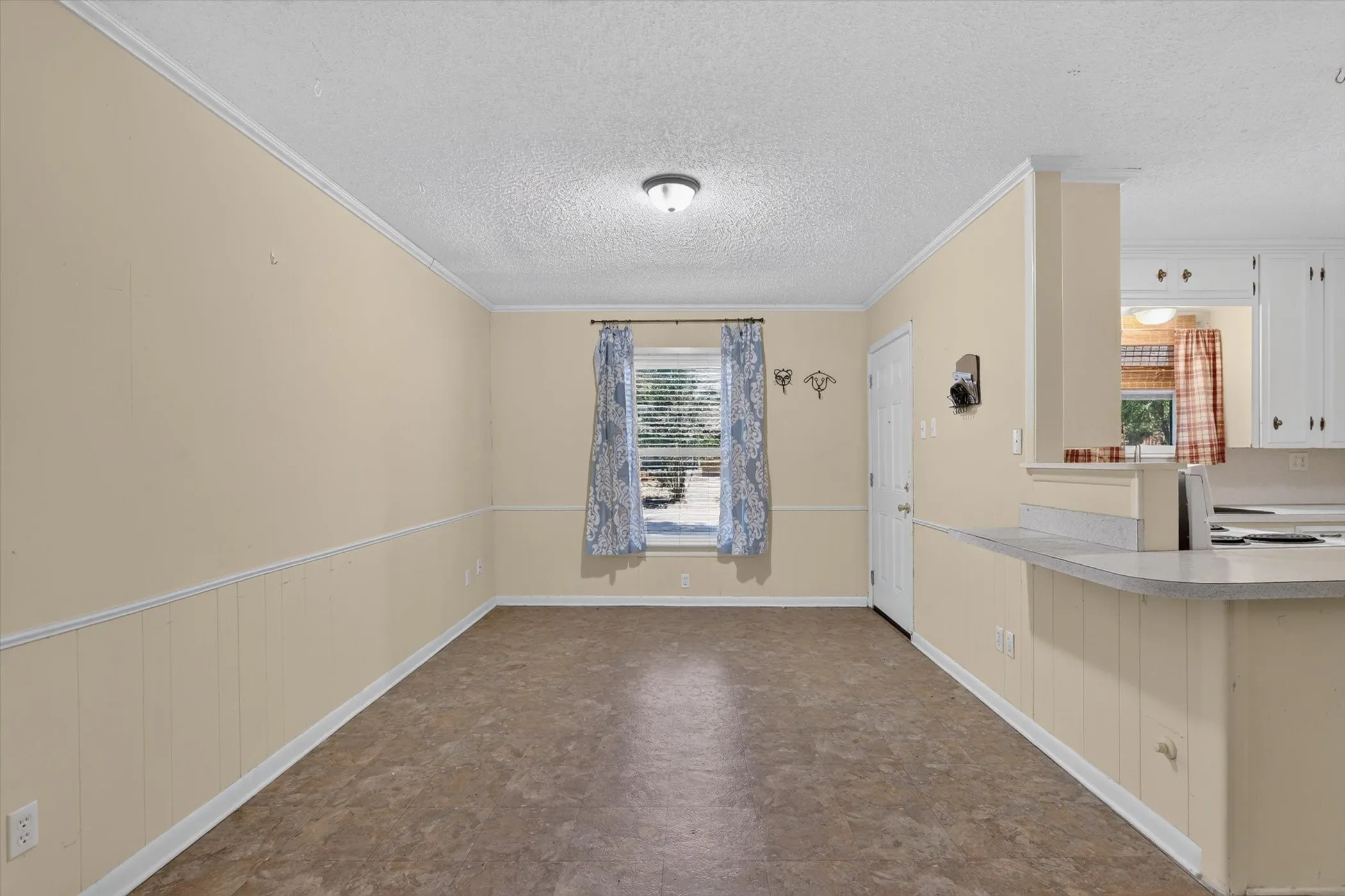 Single Family Residence For Sale in Dallas County , 2356 Ballycastle Drive, Dallas, Texas 75228, 3 Bedroom, 2 Bathroom, Garage spaces, 1,780 Sqft, built in 1952, mls#21343897, Real Estate Agent in Dallas, Homes For Sale in Dallas county, Homes For Sale in Dallas, Realtor in Dallas Texas, Real Estate Brokerage Independent Realty Texas, Luminita Cordes Realtor