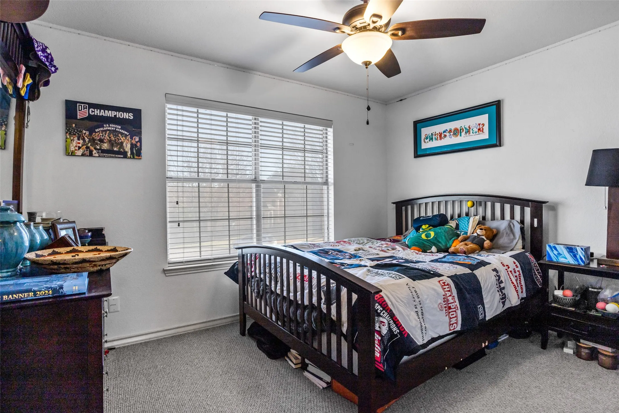 Single Family Residence For Sale in Tarrant County , 1317 Concho Drive, Benbrook, Texas 76126, 4 Bedroom, 4 Bathroom, 2 Garage spaces, 3,038 Sqft, built in 1989, mls#21343976, Real Estate Agent in Benbrook, Homes For Sale in Tarrant county, Homes For Sale in Benbrook, Realtor in Benbrook Texas, Real Estate Brokerage Independent Realty Texas, Luminita Cordes Realtor