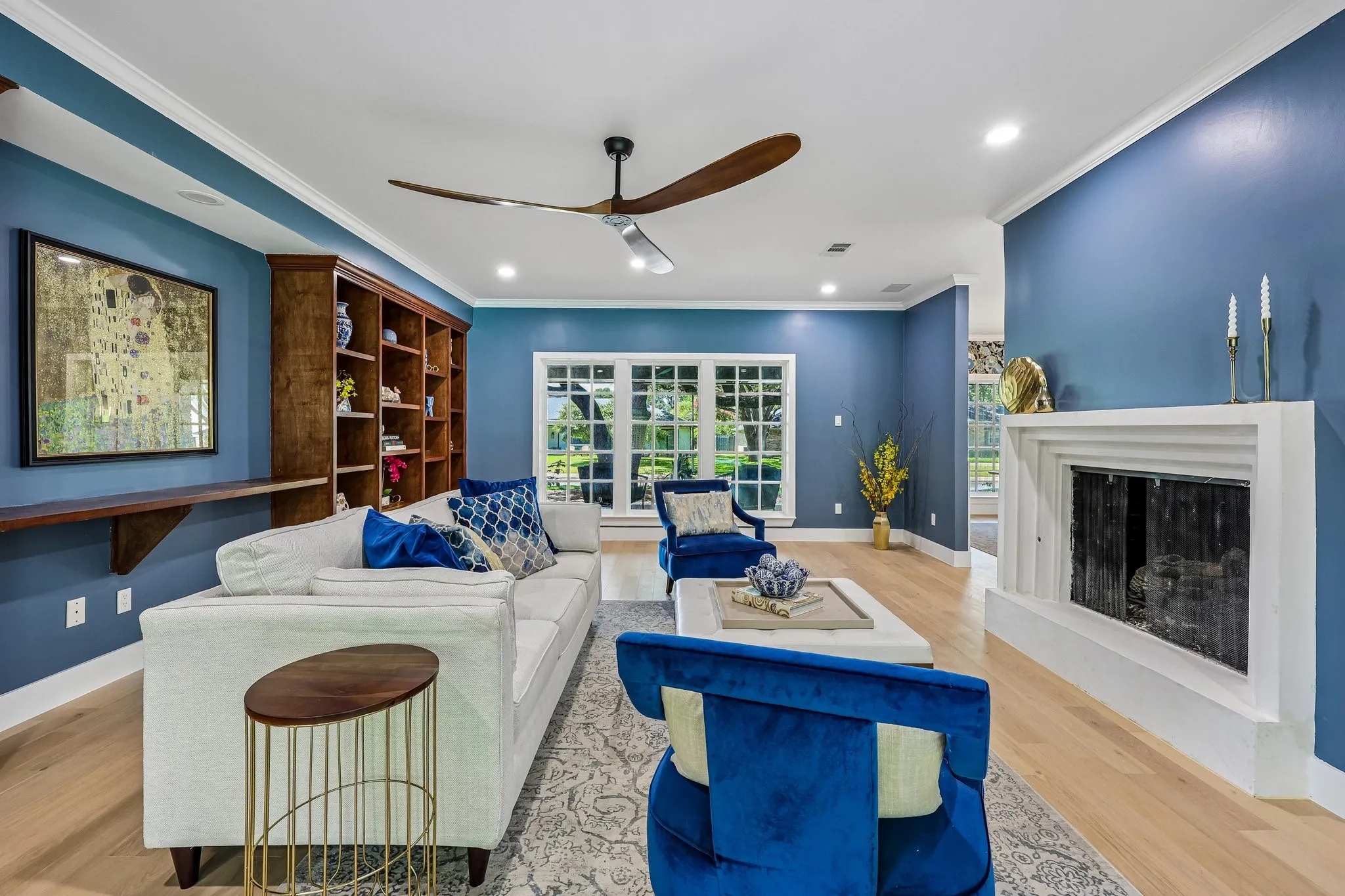 Single Family Residence For Sale in Dallas County , 6707 Rolling Vista Drive, Dallas, Texas 75248, 4 Bedroom, 4 Bathroom, 2 Garage spaces, 3,426 Sqft, built in 1978, mls#21343987, Real Estate Agent in Dallas, Homes For Sale in Dallas county, Homes For Sale in Dallas, Realtor in Dallas Texas, Real Estate Brokerage Independent Realty Texas, Luminita Cordes Realtor