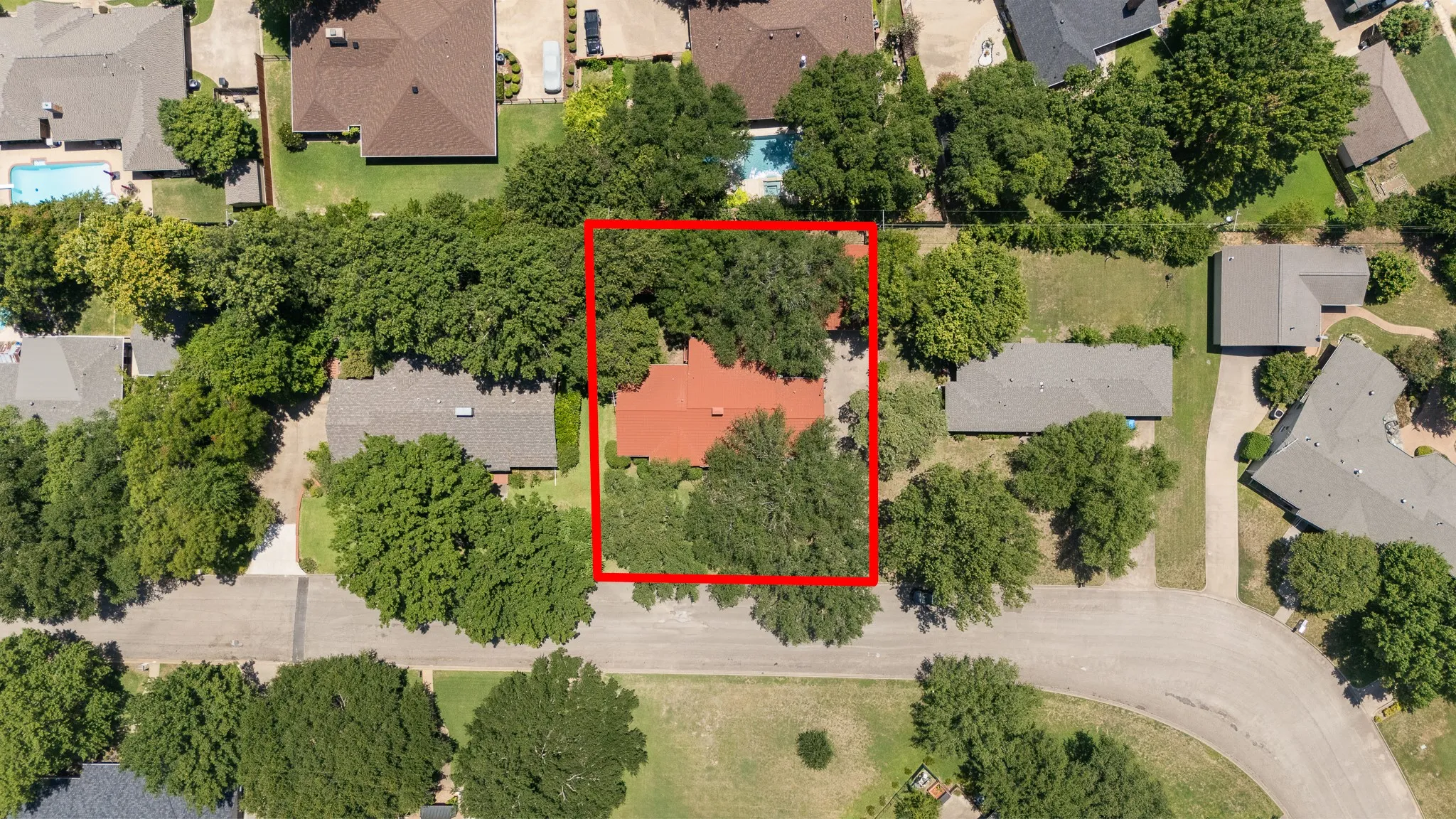 Single Family Residence For Sale in Johnson County , 7 Hill Terrace Place, Cleburne, Texas 76033, 4 Bedroom, 3 Bathroom, 1 Garage spaces, 2,314 Sqft, built in 1956, mls#21342048, Real Estate Agent in Cleburne, Homes For Sale in Johnson county, Homes For Sale in Cleburne, Realtor in Cleburne Texas, Real Estate Brokerage Independent Realty Texas, Luminita Cordes Realtor