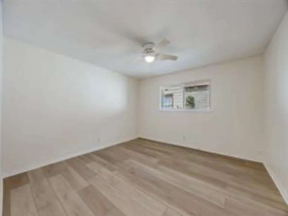 Duplex For Rent in Grayson County , 1721 W Walker Street, Denison, Texas 75020, 2 Bedrooms, 1 Bathroom, 2 Garage spaces, 1,322 Sqft, built in 1972, Price $1,250, mls#21343998, Real Estate Agent in Denison, Homes For Rent in Grayson county, Homes For Rent in Denison, Realtor in Denison Texas, Real Estate Brokerage Independent Realty Texas, Luminita Cordes Realtor