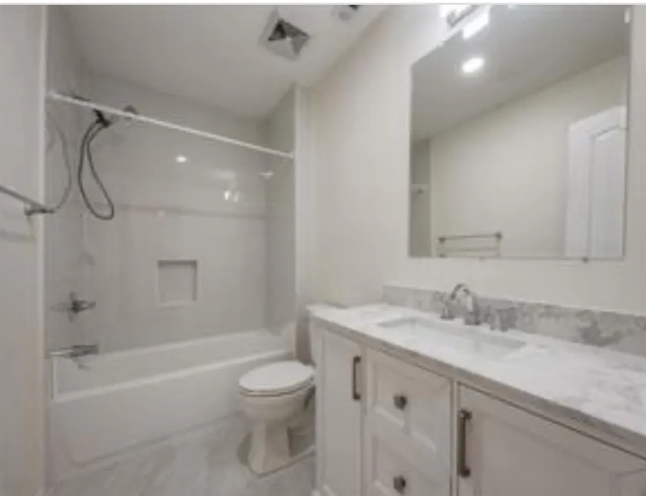 Duplex For Rent in Grayson County , 1721 W Walker Street, Denison, Texas 75020, 2 Bedrooms, 1 Bathroom, 2 Garage spaces, 1,322 Sqft, built in 1972, Price $1,250, mls#21343998, Real Estate Agent in Denison, Homes For Rent in Grayson county, Homes For Rent in Denison, Realtor in Denison Texas, Real Estate Brokerage Independent Realty Texas, Luminita Cordes Realtor