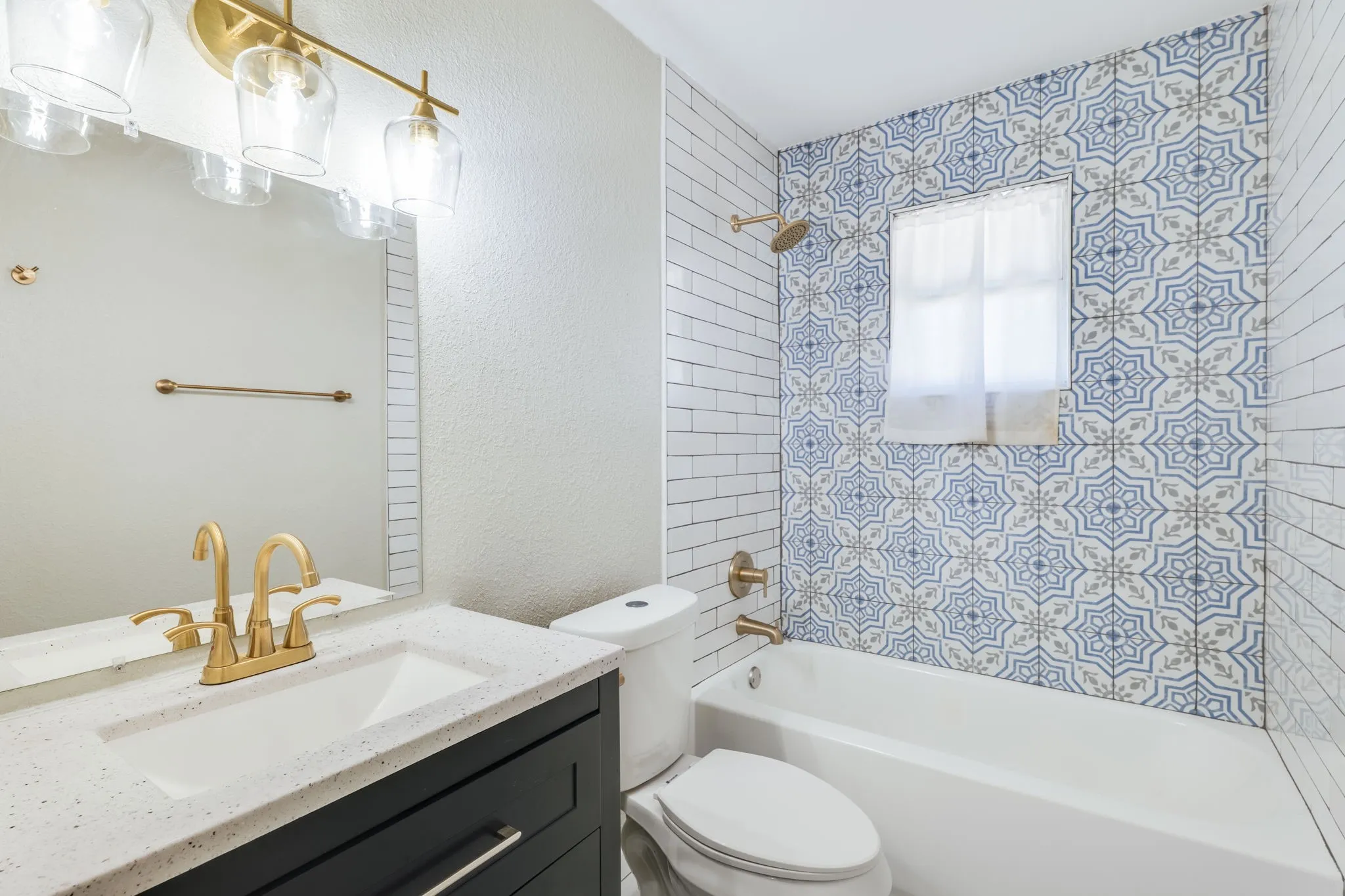 Single Family Residence For Sale in Mc Lennan County , 3000 Old Robinson Road, Waco, Texas 76706, 4 Bedroom, 2 Bathroom, 1 Garage spaces, 2,088 Sqft, built in 1959, mls#21343772, Real Estate Agent in Waco, Homes For Sale in Mc Lennan county, Homes For Sale in Waco, Realtor in Waco Texas, Real Estate Brokerage Independent Realty Texas, Luminita Cordes Realtor