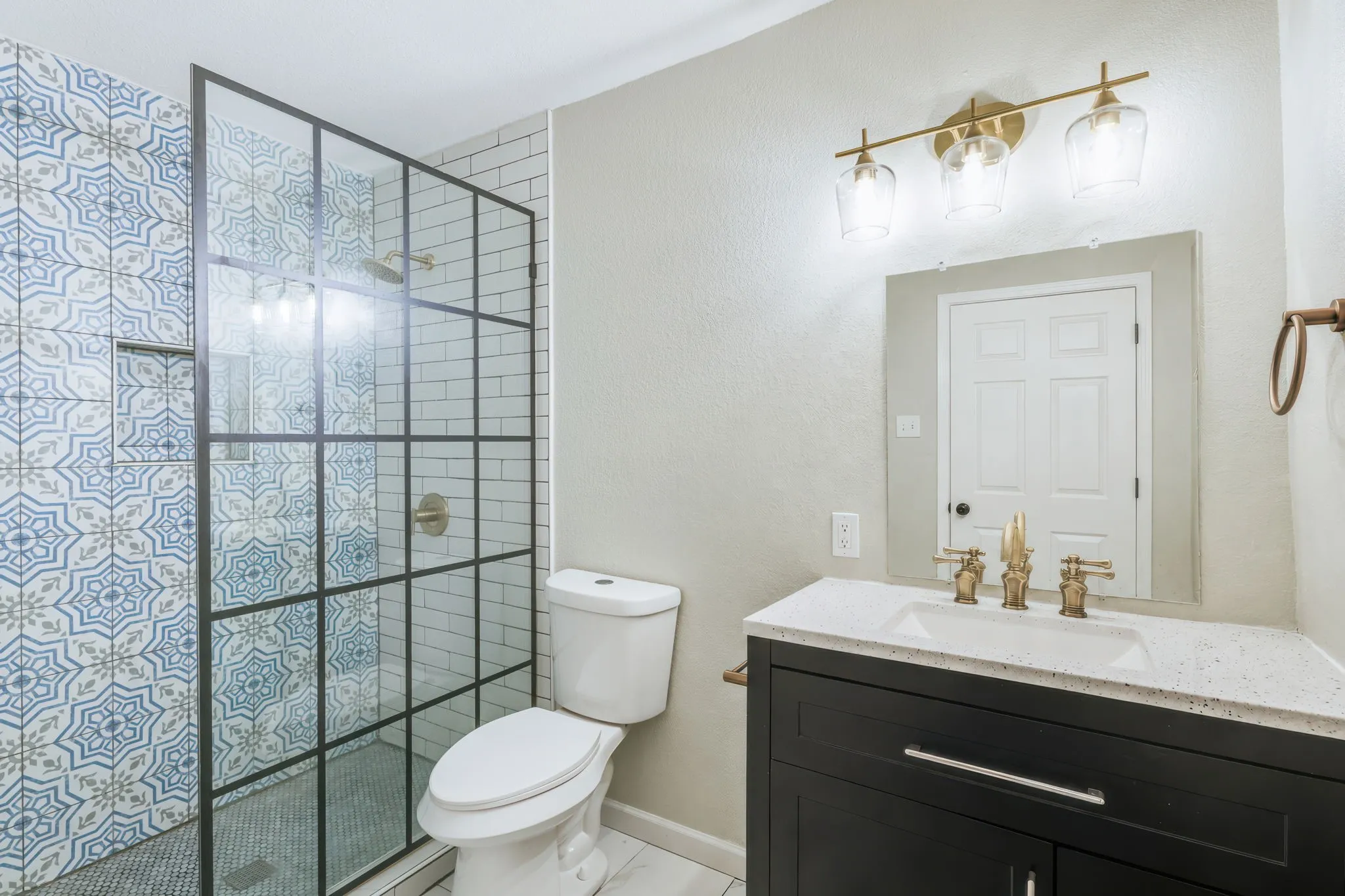 Single Family Residence For Sale in Mc Lennan County , 3000 Old Robinson Road, Waco, Texas 76706, 4 Bedroom, 2 Bathroom, 1 Garage spaces, 2,088 Sqft, built in 1959, mls#21343772, Real Estate Agent in Waco, Homes For Sale in Mc Lennan county, Homes For Sale in Waco, Realtor in Waco Texas, Real Estate Brokerage Independent Realty Texas, Luminita Cordes Realtor