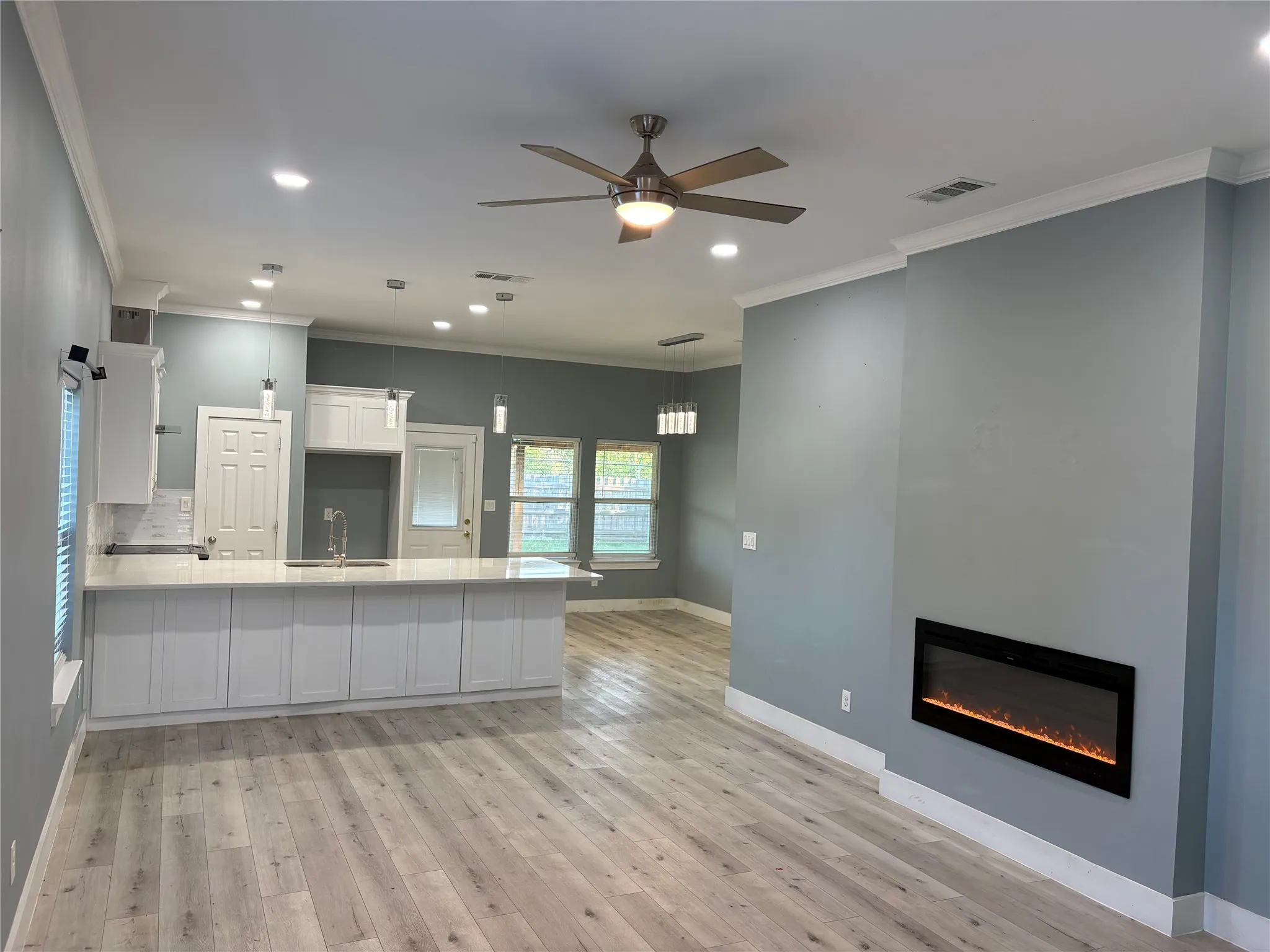 Single Family Residence For Sale in Hunt County , 4517 Spencer Street, Greenville, Texas 75401, 4 Bedroom, 2 Bathroom, 1 Garage spaces, 1,560 Sqft, built in 2023, mls#21344027, Real Estate Agent in Greenville, Homes For Sale in Hunt county, Homes For Sale in Greenville, Realtor in Greenville Texas, Real Estate Brokerage Independent Realty Texas, Luminita Cordes Realtor