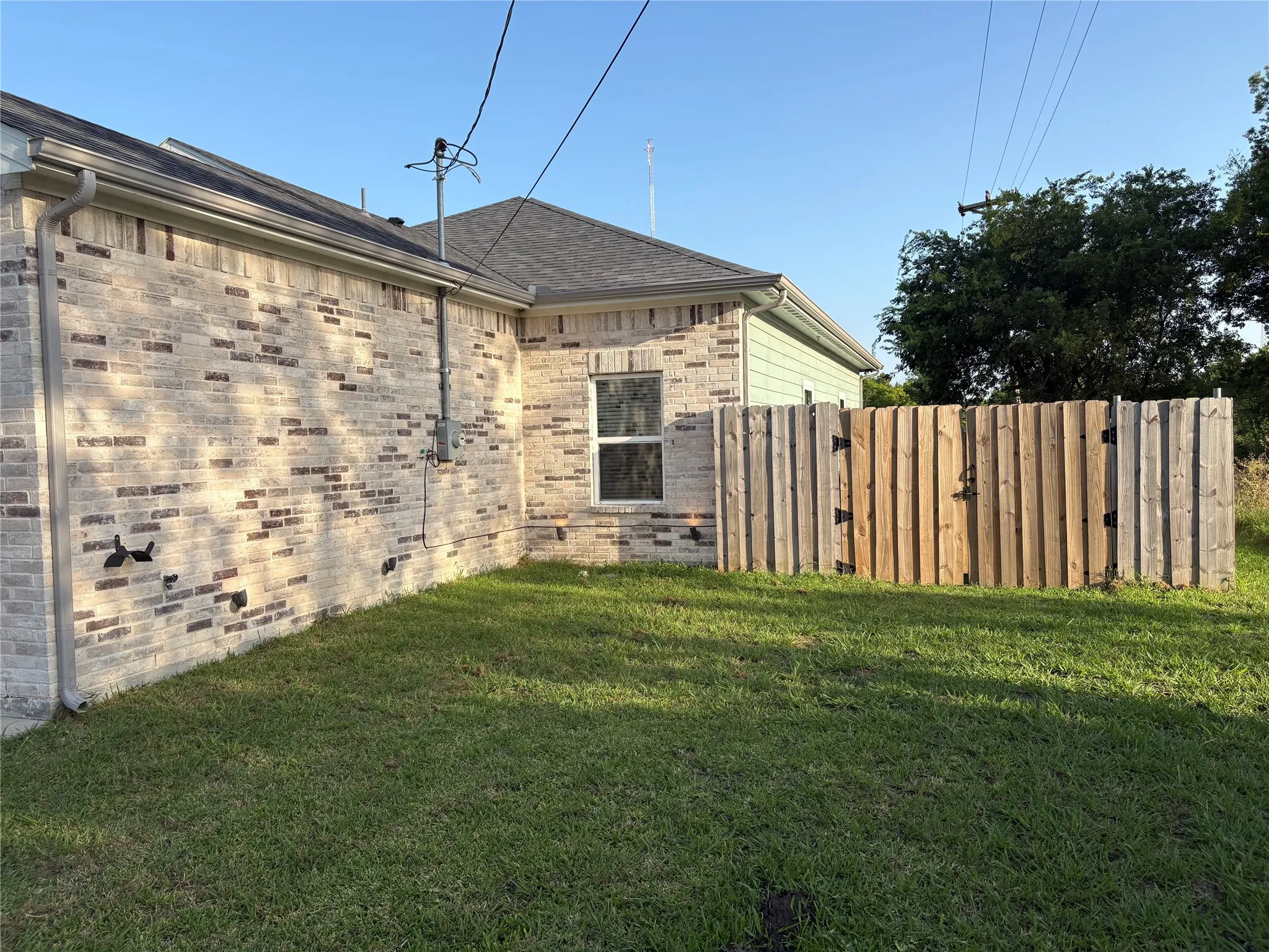 Single Family Residence For Sale in Hunt County , 4517 Spencer Street, Greenville, Texas 75401, 4 Bedroom, 2 Bathroom, 1 Garage spaces, 1,560 Sqft, built in 2023, mls#21344027, Real Estate Agent in Greenville, Homes For Sale in Hunt county, Homes For Sale in Greenville, Realtor in Greenville Texas, Real Estate Brokerage Independent Realty Texas, Luminita Cordes Realtor