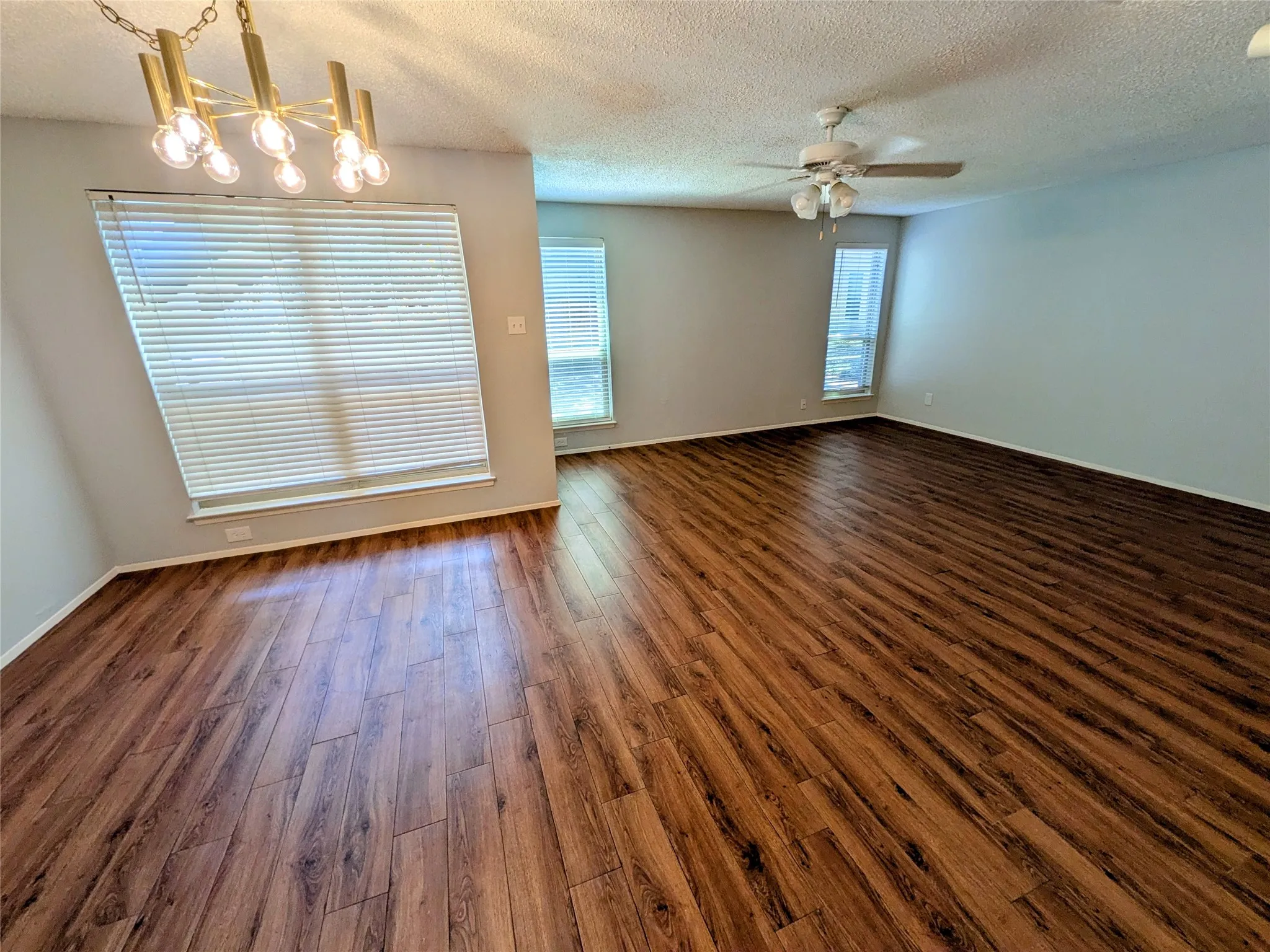 living dining area