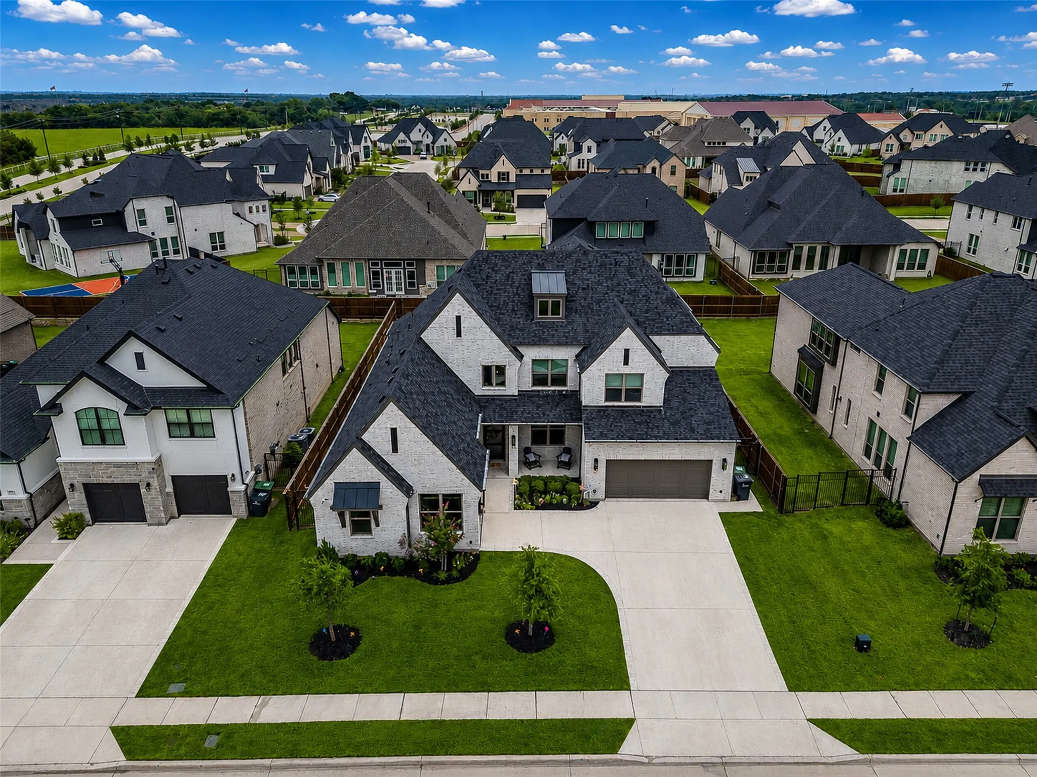 Single Family Residence For Sale in Collin County , 321 Atherton Court, Prosper, Texas 75078, 6 Bedroom, 6 Bathroom, 3 Garage spaces, 4,564 Sqft, built in 2023, mls#21344026, Real Estate Agent in Prosper, Homes For Sale in Collin county, Homes For Sale in Prosper, Realtor in Prosper Texas, Real Estate Brokerage Independent Realty Texas, Luminita Cordes Realtor