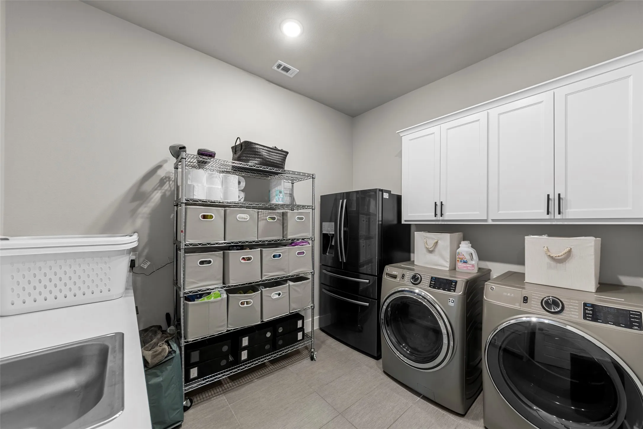 Single Family Residence For Sale in Collin County , 321 Atherton Court, Prosper, Texas 75078, 6 Bedroom, 6 Bathroom, 3 Garage spaces, 4,564 Sqft, built in 2023, mls#21344026, Real Estate Agent in Prosper, Homes For Sale in Collin county, Homes For Sale in Prosper, Realtor in Prosper Texas, Real Estate Brokerage Independent Realty Texas, Luminita Cordes Realtor