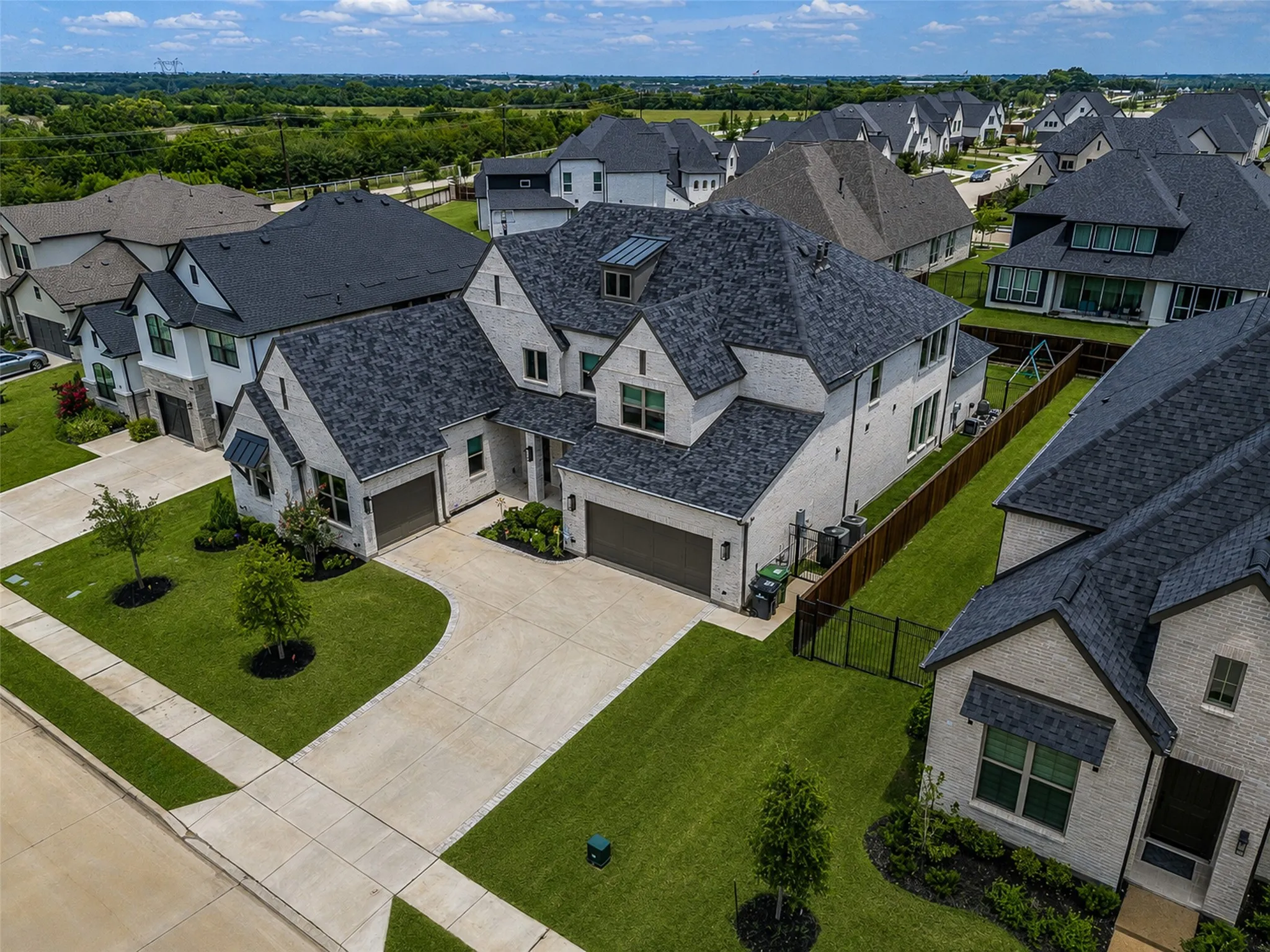 Single Family Residence For Sale in Collin County , 321 Atherton Court, Prosper, Texas 75078, 6 Bedroom, 6 Bathroom, 3 Garage spaces, 4,564 Sqft, built in 2023, mls#21344026, Real Estate Agent in Prosper, Homes For Sale in Collin county, Homes For Sale in Prosper, Realtor in Prosper Texas, Real Estate Brokerage Independent Realty Texas, Luminita Cordes Realtor