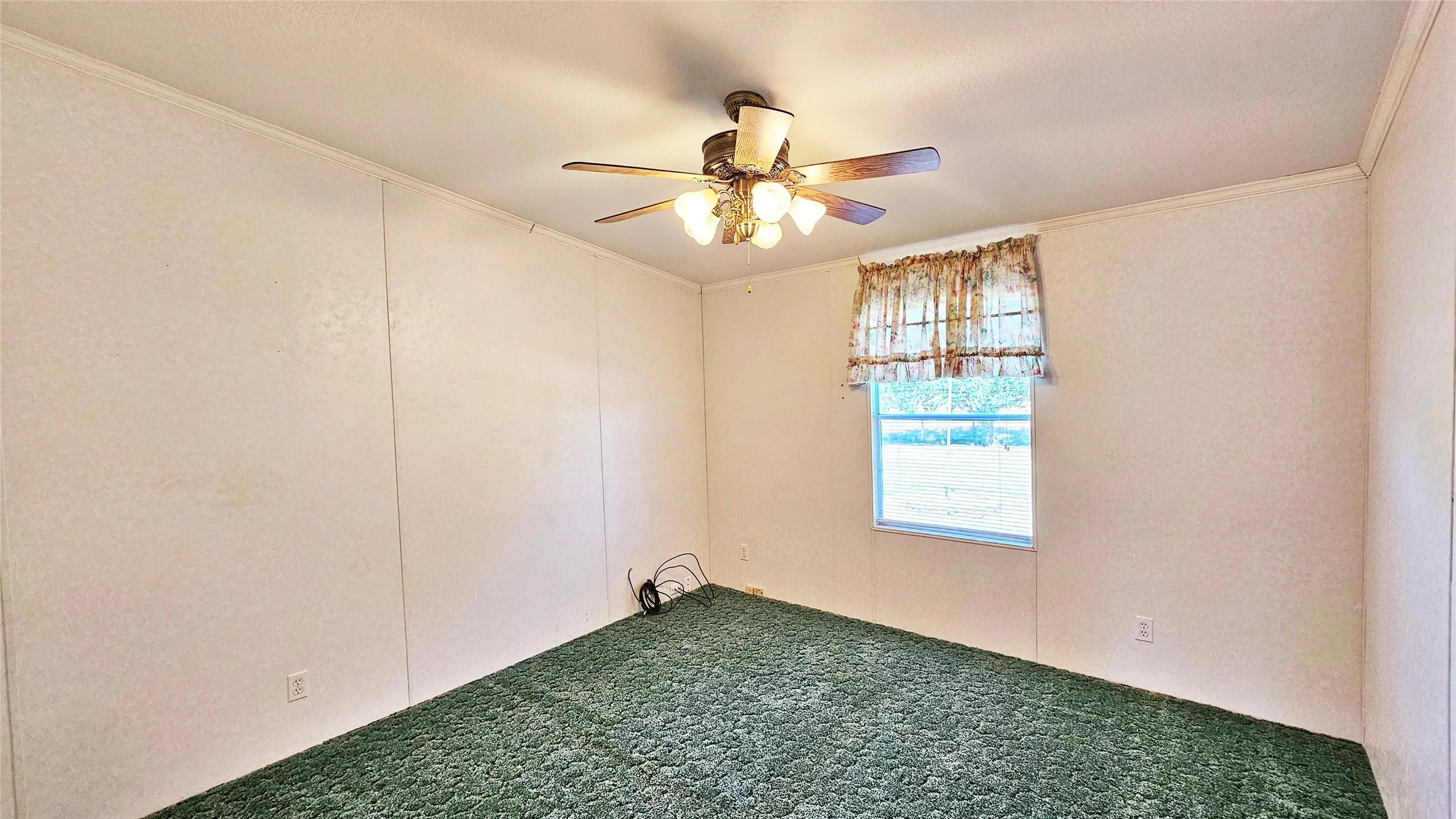 Farm For Sale in Hunt County , 2247 County Road 2130, Greenville, Texas 75402, 4 Bedroom, 2 Bathroom, 4 Garage spaces, 2,356 Sqft, built in 1999, mls#21343475, Real Estate Agent in Greenville, Homes For Sale in Hunt county, Homes For Sale in Greenville, Realtor in Greenville Texas, Real Estate Brokerage Independent Realty Texas, Luminita Cordes Realtor