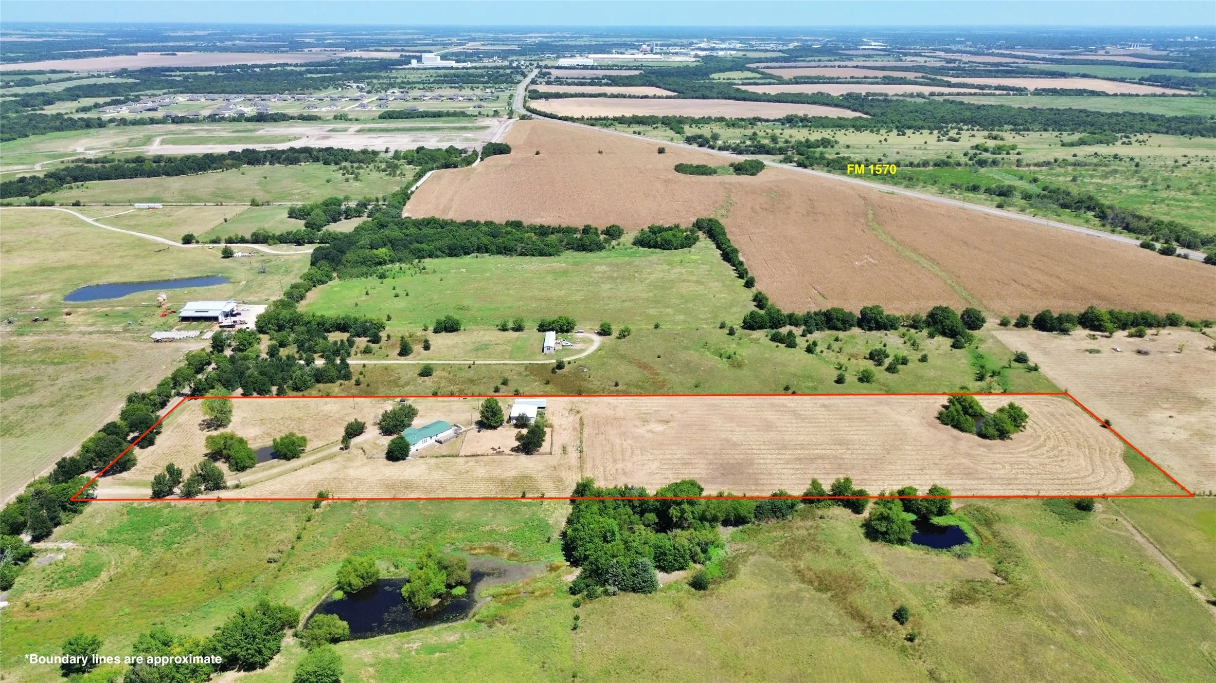 Farm For Sale in Hunt County , 2247 County Road 2130, Greenville, Texas 75402, 4 Bedroom, 2 Bathroom, 4 Garage spaces, 2,356 Sqft, built in 1999, mls#21343475, Real Estate Agent in Greenville, Homes For Sale in Hunt county, Homes For Sale in Greenville, Realtor in Greenville Texas, Real Estate Brokerage Independent Realty Texas, Luminita Cordes Realtor