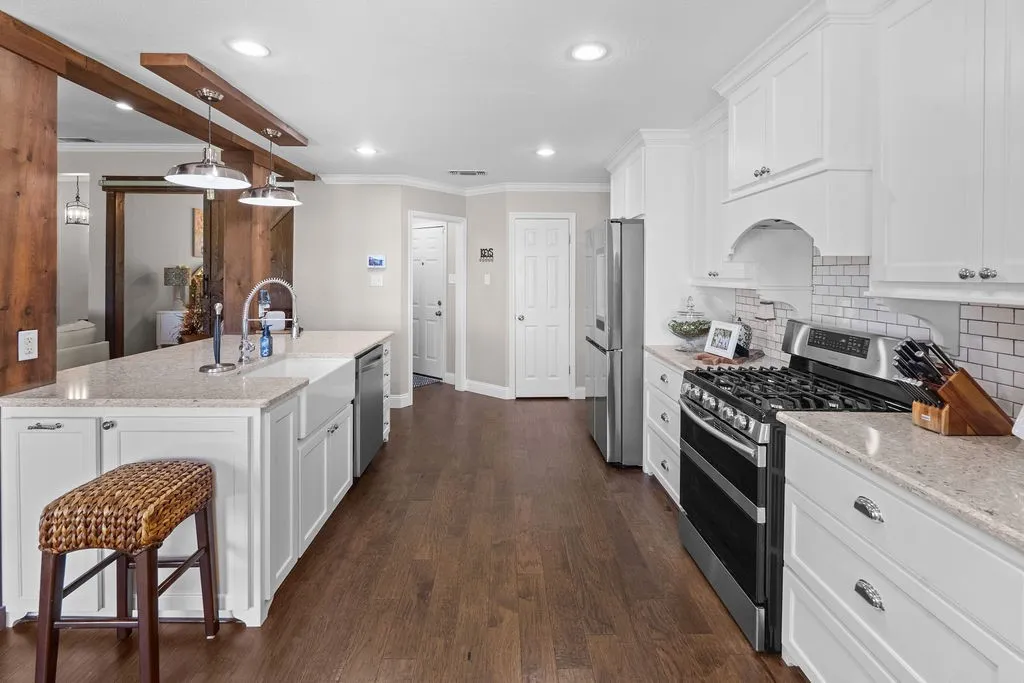 View from dining area, showing pantry closet.  Look at all that storage space!