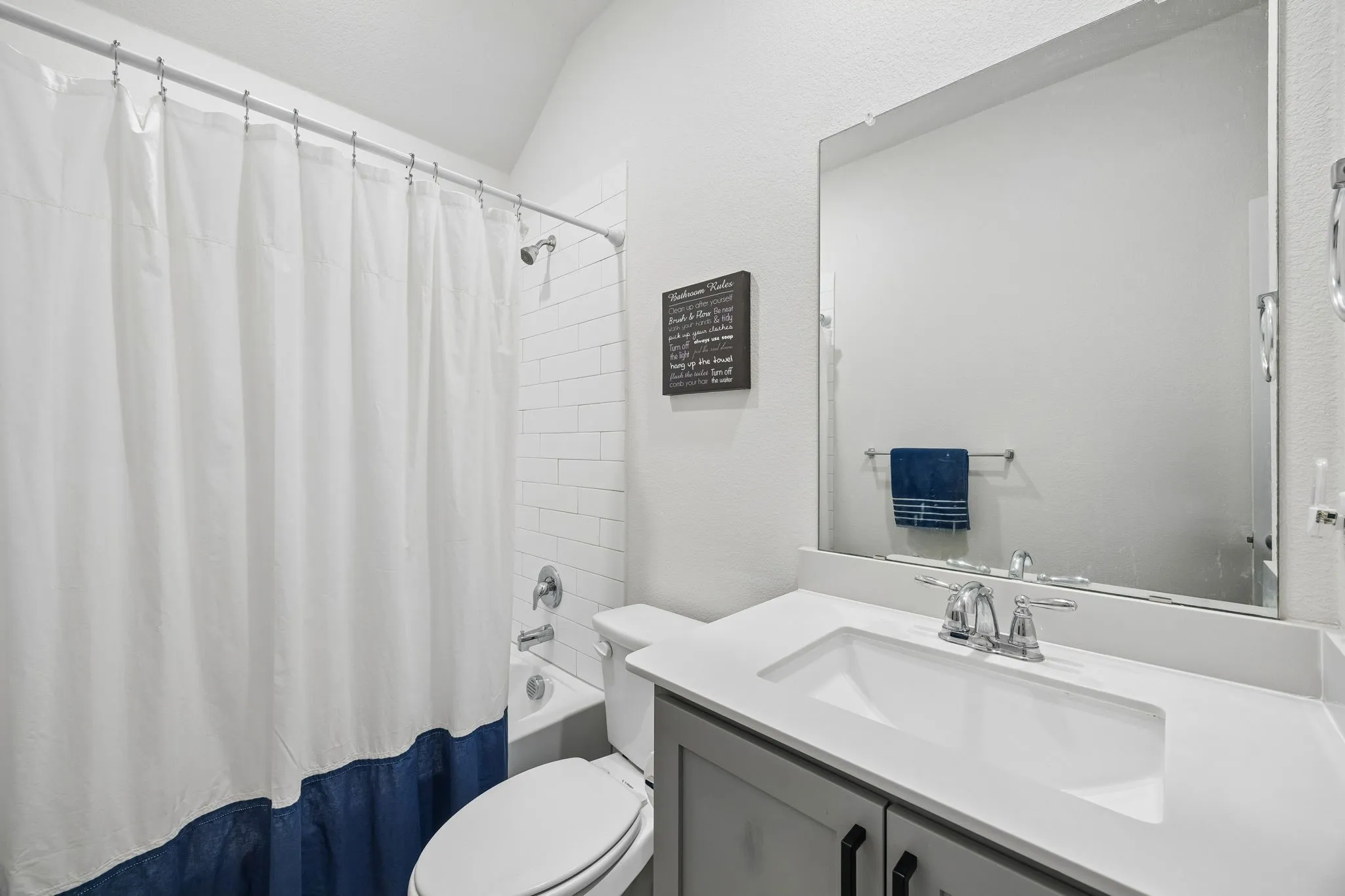 Single Family Residence For Sale in Denton County , 3440 Brady Starr Drive, Aubrey, Texas 76227, 4 Bedroom, 2 Bathroom, 2 Garage spaces, 1,887 Sqft, built in 2022, mls#21343948, Real Estate Agent in Aubrey, Homes For Sale in Denton county, Homes For Sale in Aubrey, Realtor in Aubrey Texas, Real Estate Brokerage Independent Realty Texas, Luminita Cordes Realtor