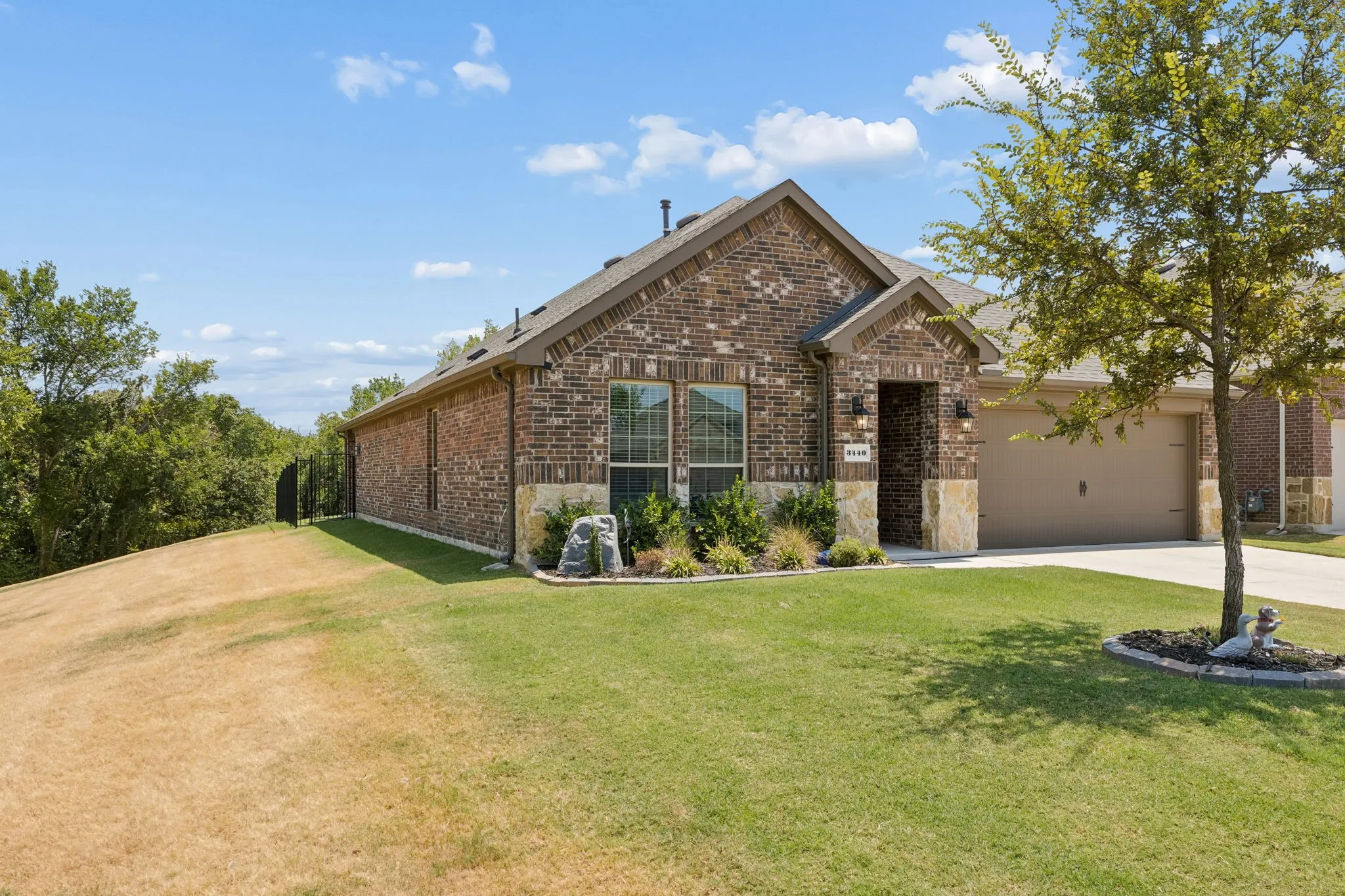 Single Family Residence For Sale in Denton County , 3440 Brady Starr Drive, Aubrey, Texas 76227, 4 Bedroom, 2 Bathroom, 2 Garage spaces, 1,887 Sqft, built in 2022, mls#21343948, Real Estate Agent in Aubrey, Homes For Sale in Denton county, Homes For Sale in Aubrey, Realtor in Aubrey Texas, Real Estate Brokerage Independent Realty Texas, Luminita Cordes Realtor