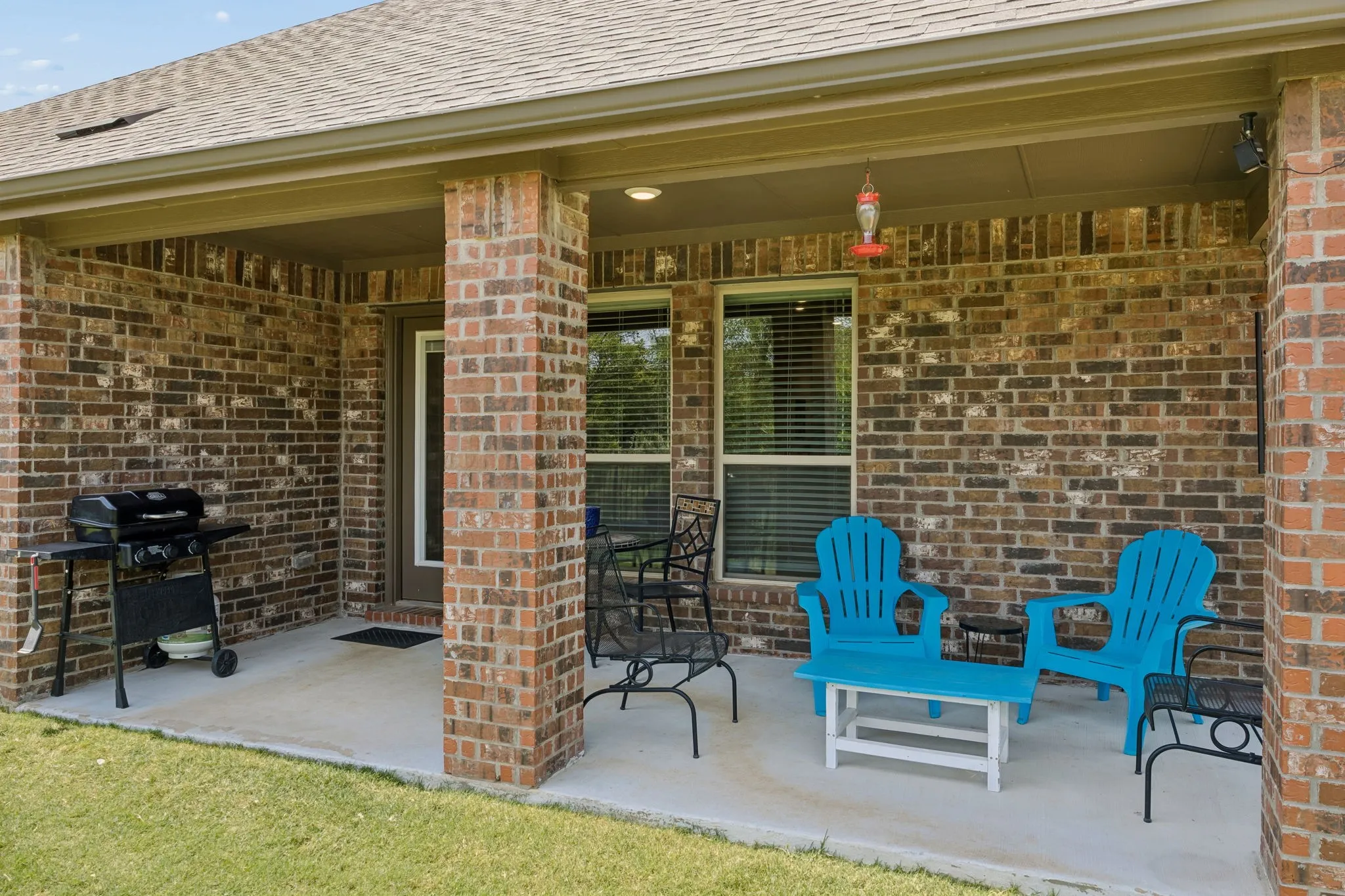 Single Family Residence For Sale in Denton County , 3440 Brady Starr Drive, Aubrey, Texas 76227, 4 Bedroom, 2 Bathroom, 2 Garage spaces, 1,887 Sqft, built in 2022, mls#21343948, Real Estate Agent in Aubrey, Homes For Sale in Denton county, Homes For Sale in Aubrey, Realtor in Aubrey Texas, Real Estate Brokerage Independent Realty Texas, Luminita Cordes Realtor