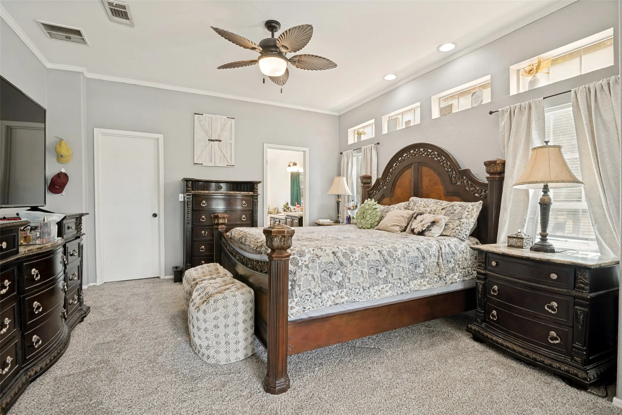 Single Family Residence For Sale in Kaufman County , 6036 Quail Court, Terrell, Texas 75160, 4 Bedroom, 3 Bathroom, Garage spaces, 2,386 Sqft, built in 2007, mls#21342501, Real Estate Agent in Terrell, Homes For Sale in Kaufman county, Homes For Sale in Terrell, Realtor in Terrell Texas, Real Estate Brokerage Independent Realty Texas, Luminita Cordes Realtor