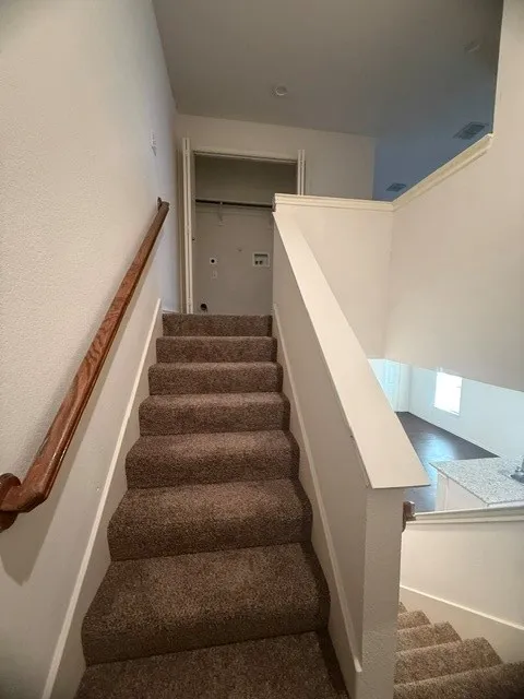 Duplex For Rent in Dallas County , 5417 Prairie Lane, Grand Prairie, Texas 75052, 4 Bedrooms, 3 Bathrooms, 2 Garage spaces, 1,760 Sqft, built in 2005, Price $2,500, mls#21344063, Real Estate Agent in Grand Prairie, Homes For Rent in Dallas county, Homes For Rent in Grand Prairie, Realtor in Grand Prairie Texas, Real Estate Brokerage Independent Realty Texas, Luminita Cordes Realtor